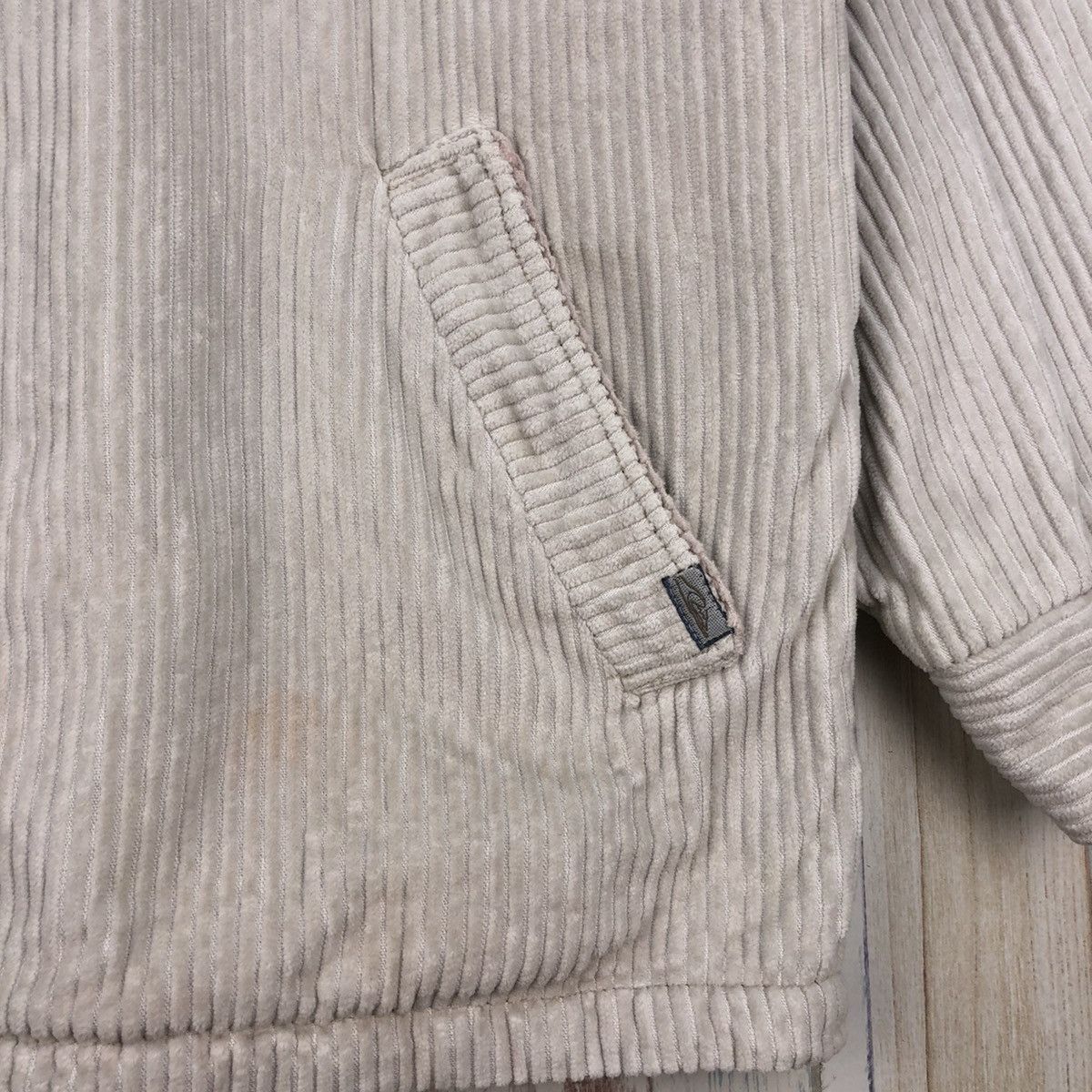 Quicksilver Vintage Quicksilver Corduroy Jacket Size US M / EU 48-50 / 2 - 5 Thumbnail
