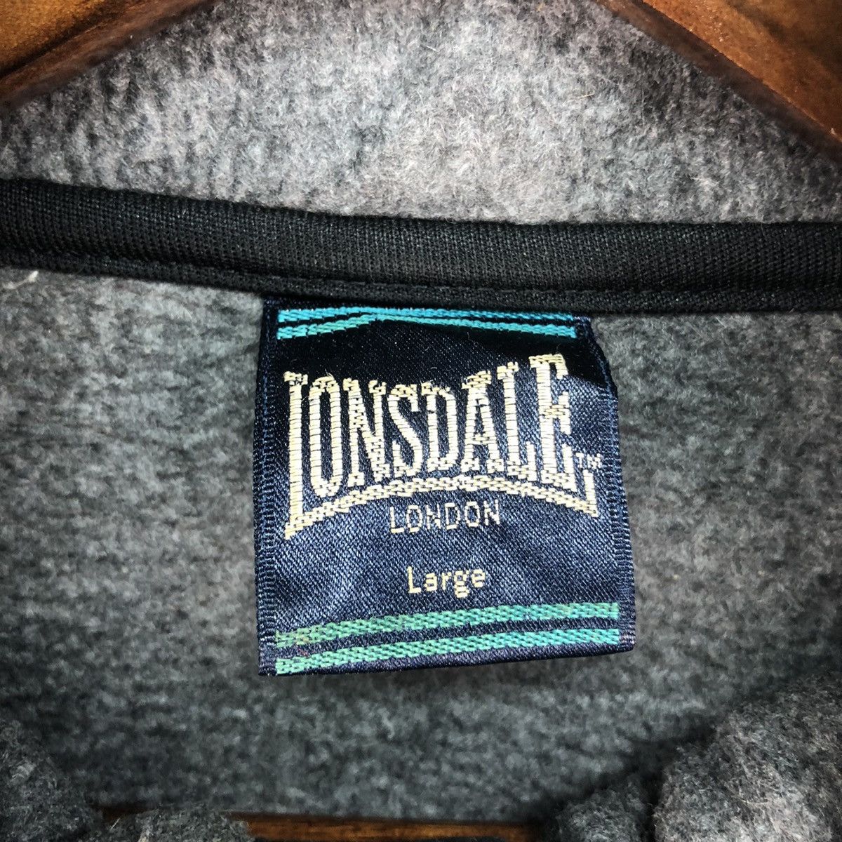 Lonsdale Vintage Lonsdale Snap Button Fleece Size US L / EU 52-54 / 3 - 8 Thumbnail