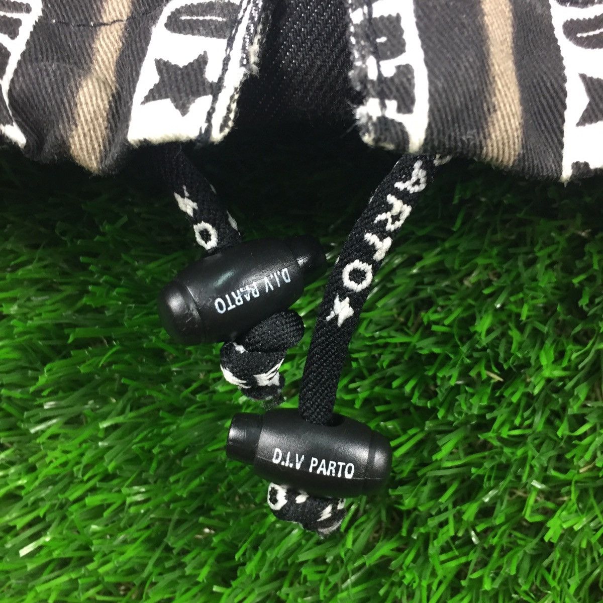 Japanese Brand ParTo Sport D.I.V Individual Big Logo Size US XXL / EU 58 / 5 - 10 Thumbnail