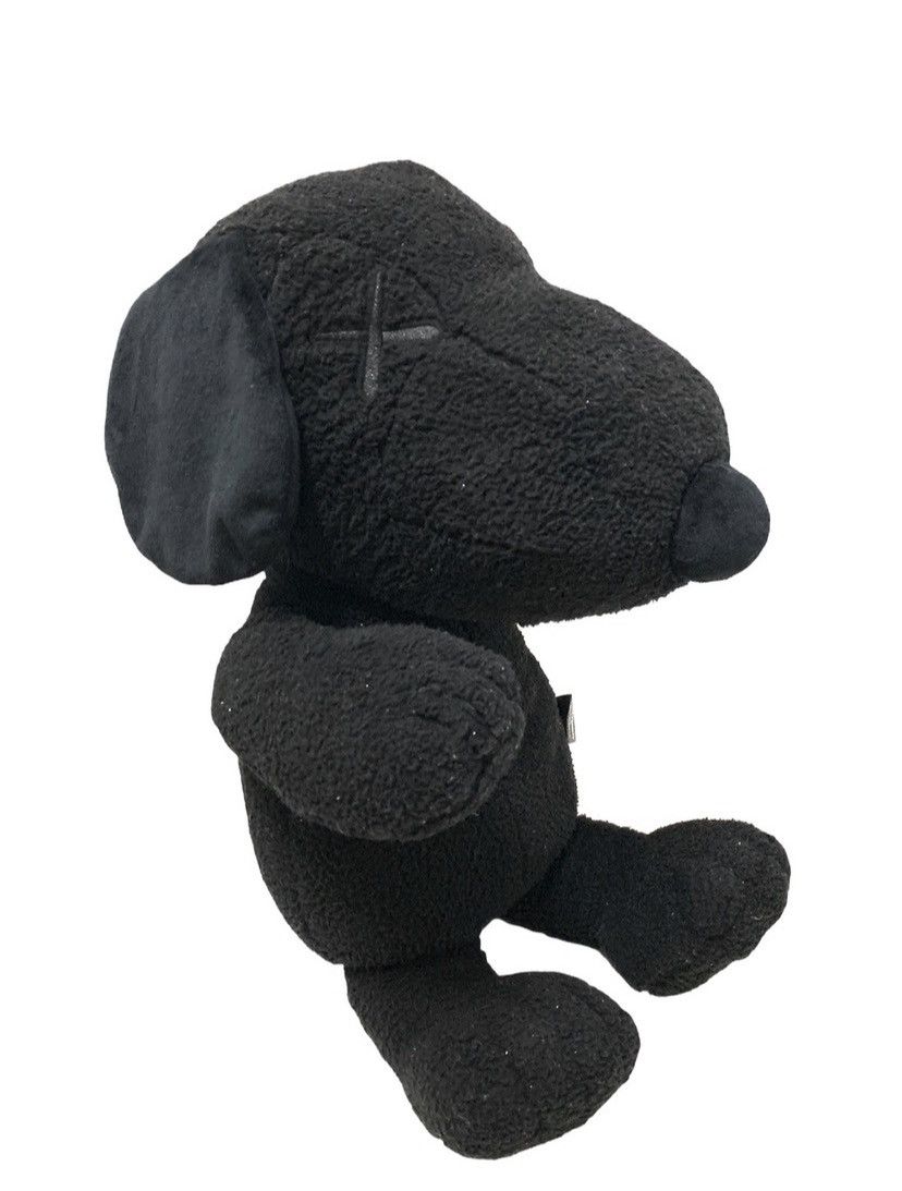 Kaws × Peanuts All black Kaws x Peanuts Snoopy Big Soft Plush Size ONE SIZE - 1 Thumbnail