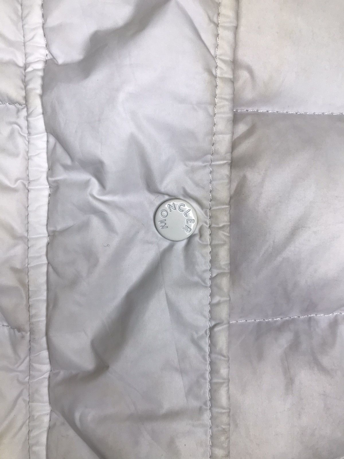Moncler × Vintage Moncler Down Jacket For Kids X Vintage Size US XXS / EU 40 - 9 Thumbnail
