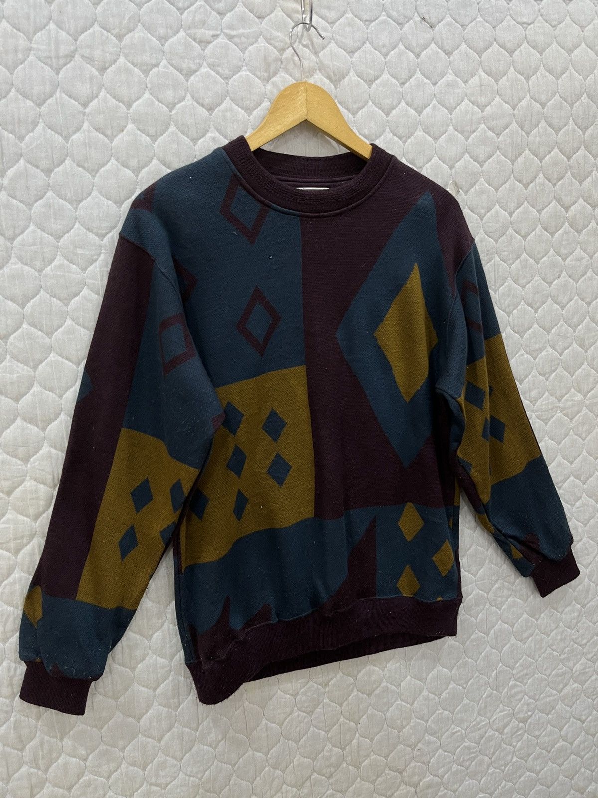 Japanese Brand × Vintage (Zz). VINTAGE DC WORLD SWEATSHIRT Size US M / EU 48-50 / 2 - 3 Thumbnail