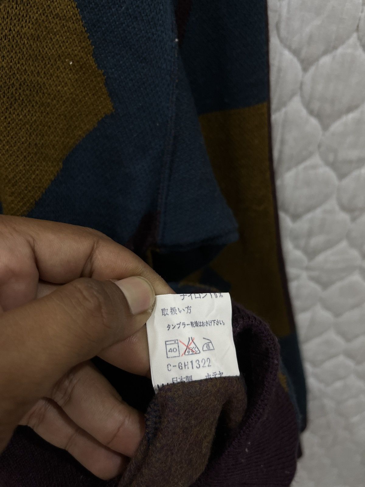 Japanese Brand × Vintage (Zz). VINTAGE DC WORLD SWEATSHIRT Size US M / EU 48-50 / 2 - 8 Thumbnail