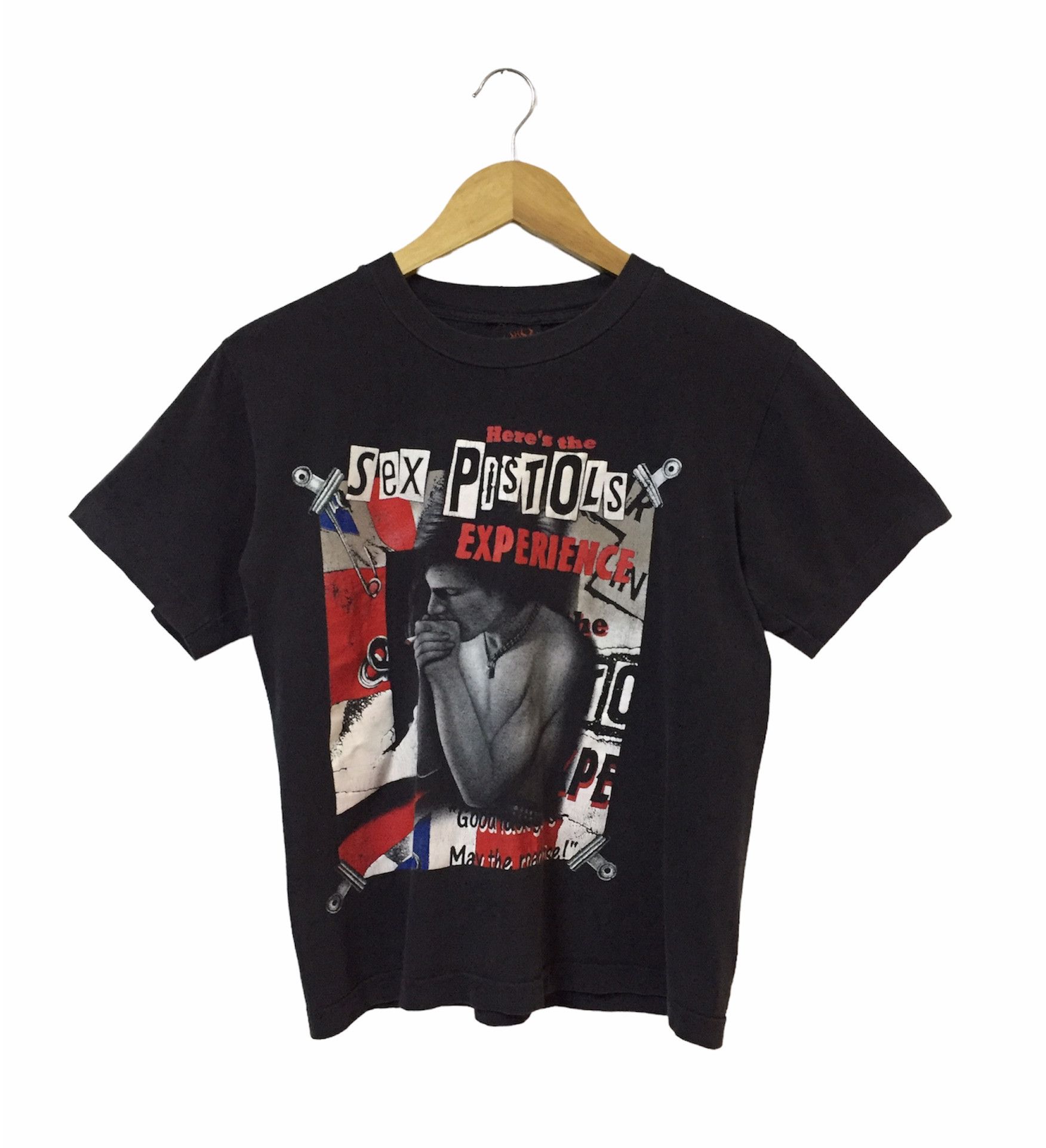 image of Band Tees x Rock Tees Vintage Sex Pistols Sid Vicious Punk Band Tshirt in Black, Men's (Size Small)