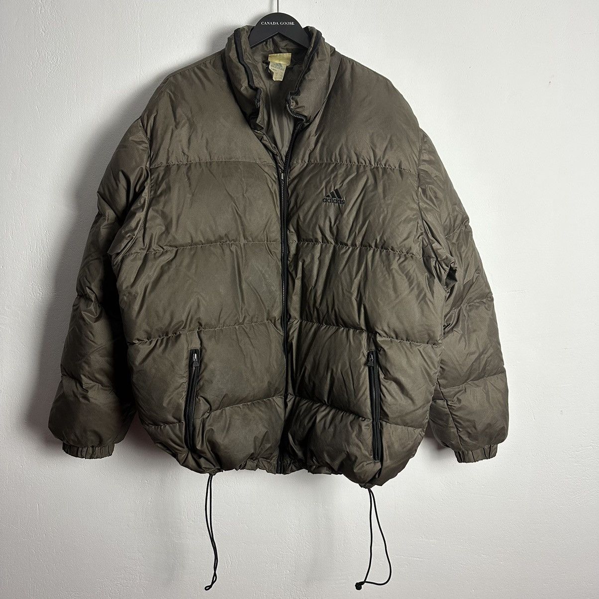 Vintage 90'S Adidas padded puffer jacket, size L, men's Nylon black type Vintage Second Hand