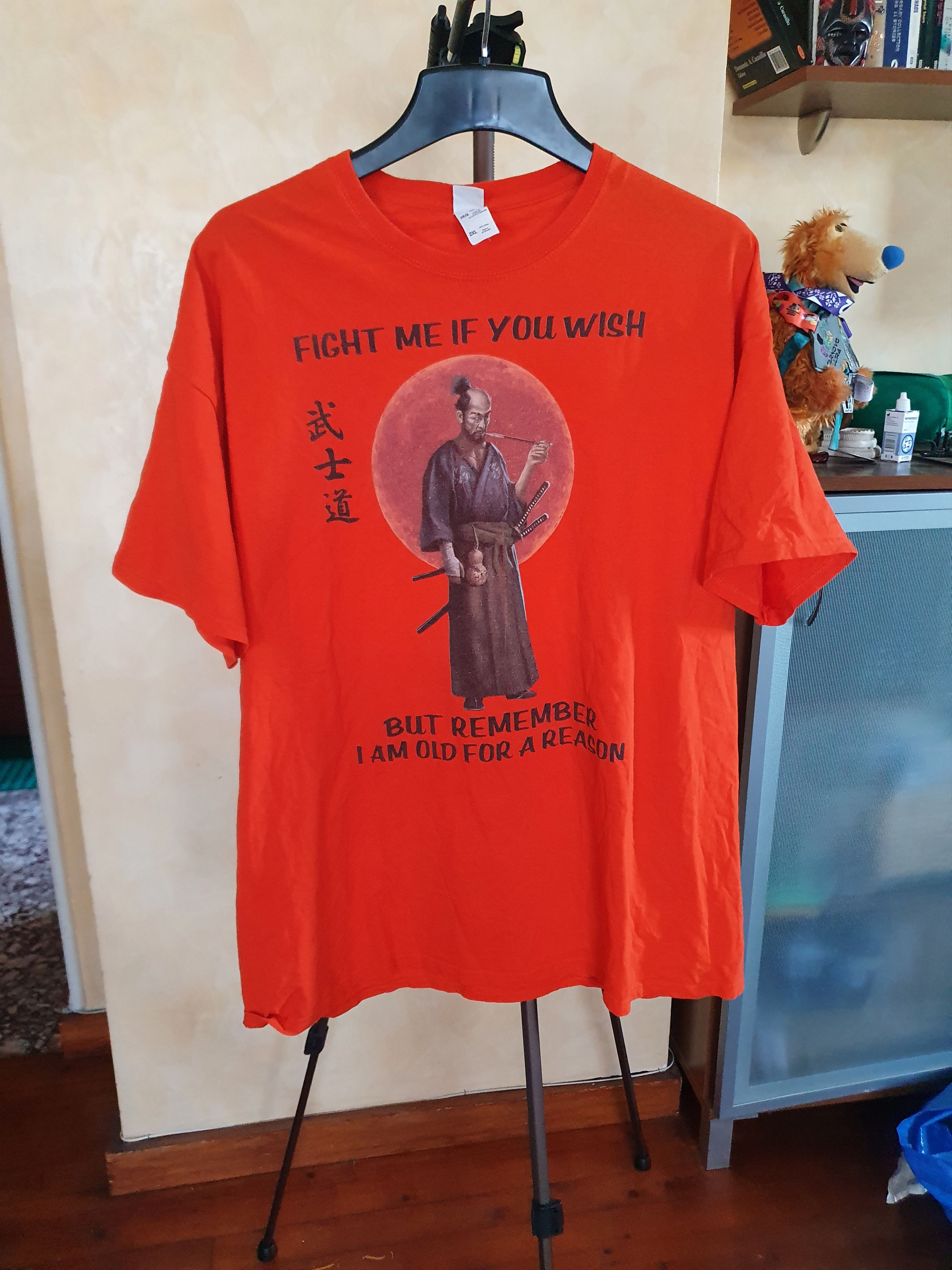 Fruit Of The Loom Fight Me If You Wish.. i am old for a reason tee,sz XXL Size US XXL / EU 58 / 5 - 1 Thumbnail