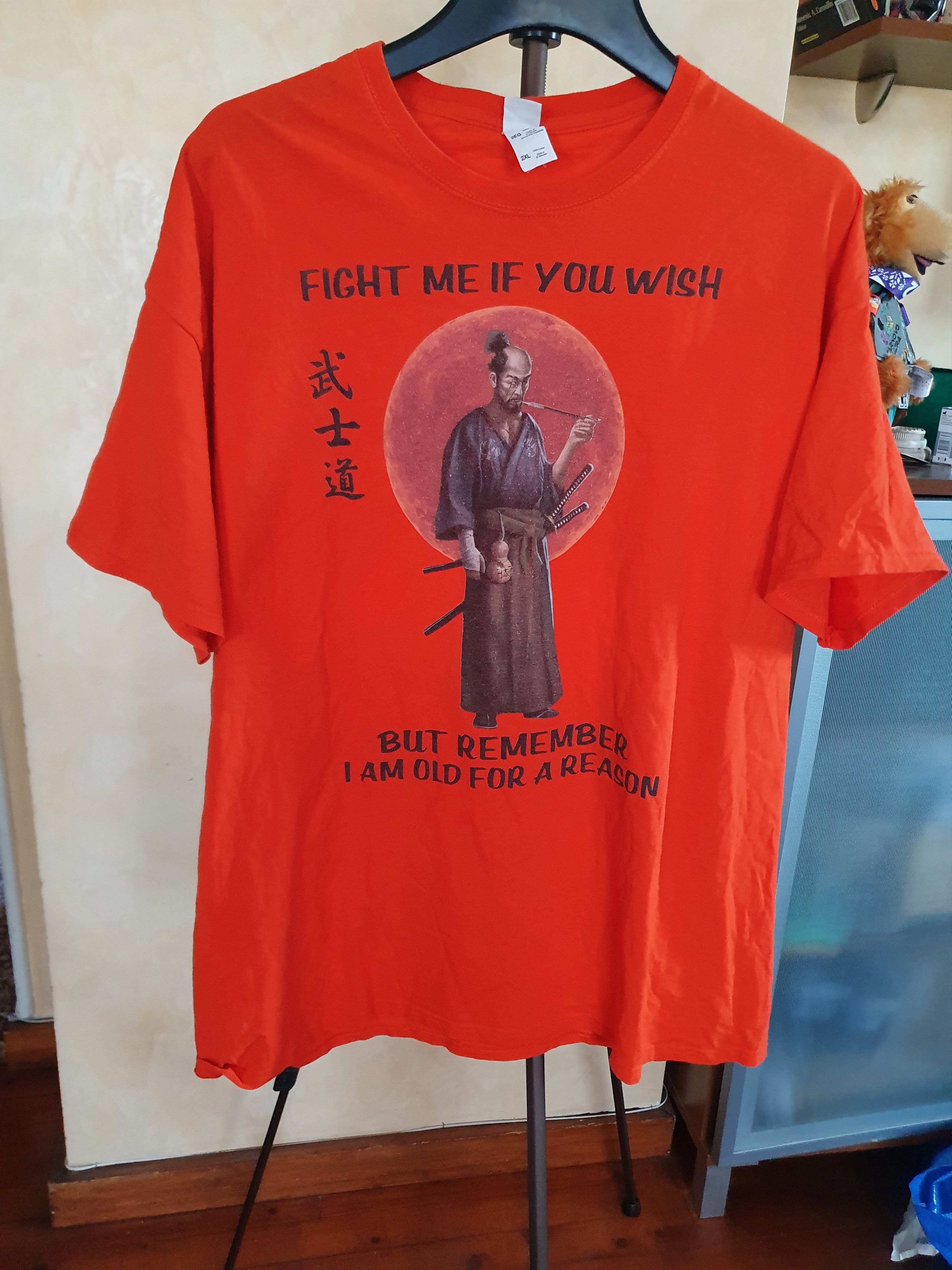 Fruit Of The Loom Fight Me If You Wish.. i am old for a reason tee,sz XXL Size US XXL / EU 58 / 5 - 2 Thumbnail