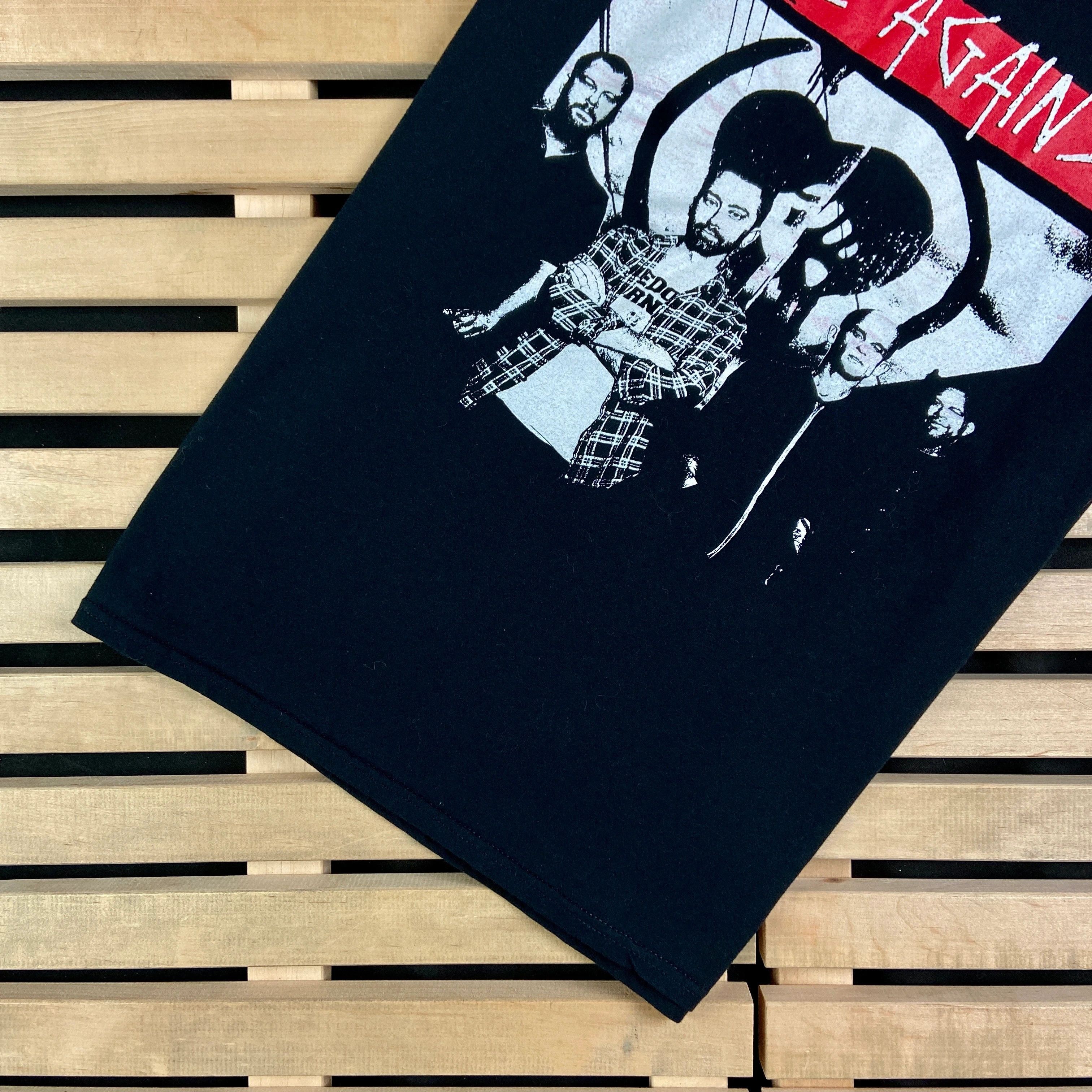 Band Tees × Vintage Mens Vintage T Shirt Rise Against Size M Size US M / EU 48-50 / 2 - 3 Thumbnail