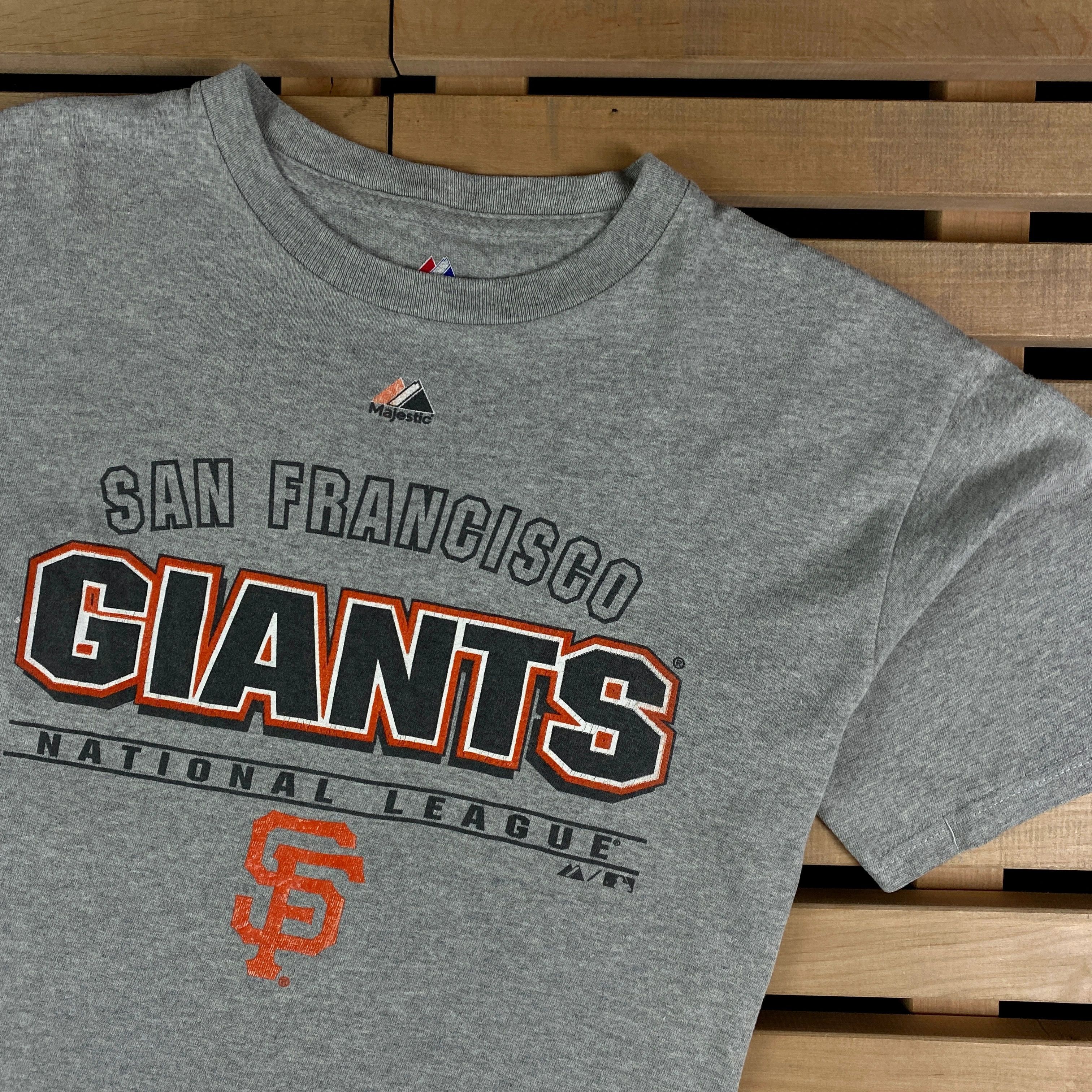 Majestic × Vintage Mens Vintage T Shirt Giants Majestic San Francisco Size M Size US M / EU 48-50 / 2 - 2 Thumbnail