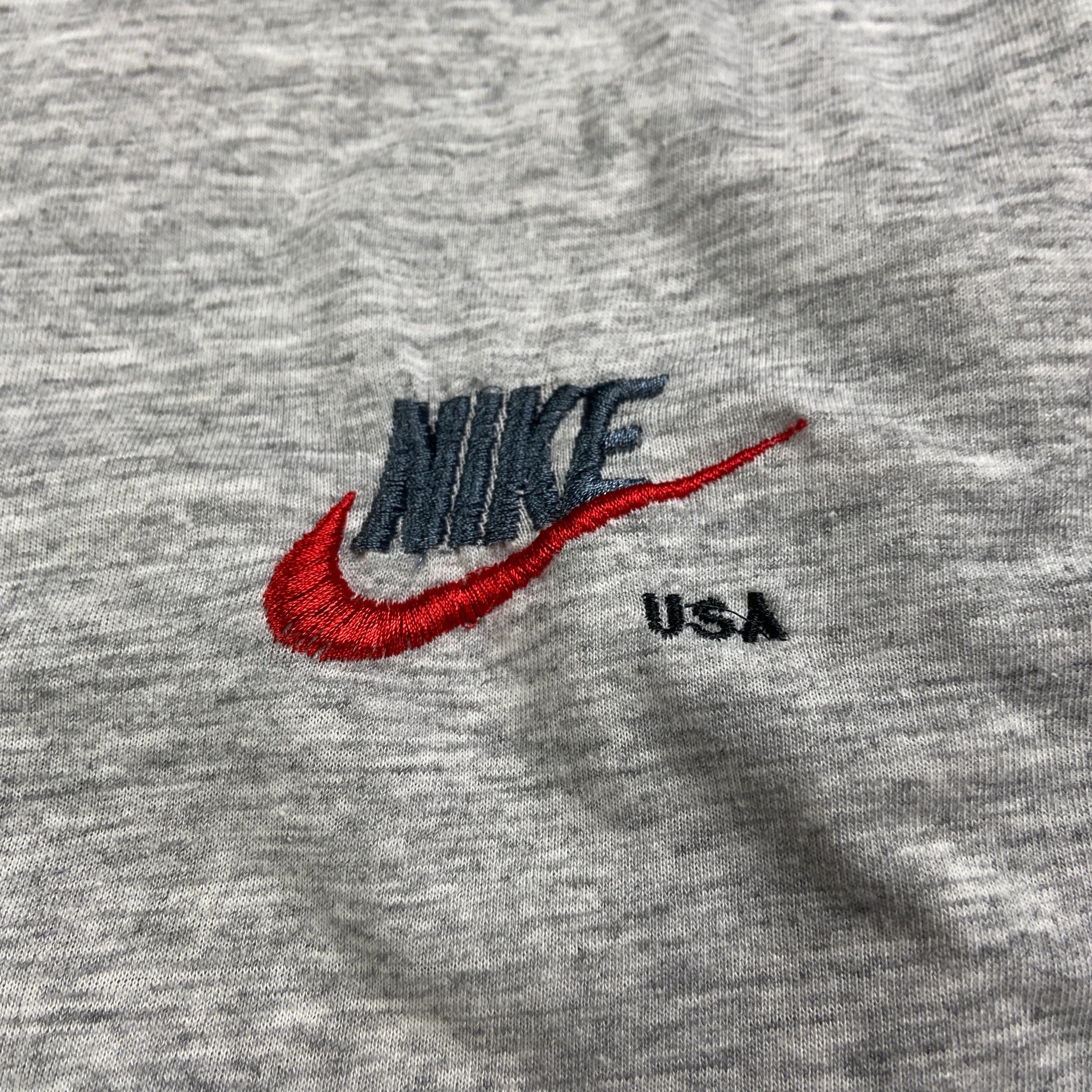 Nike × Vintage Mens Vintage T Shirt Nike USA Size L Size US L / EU 52-54 / 3 - 5 Thumbnail