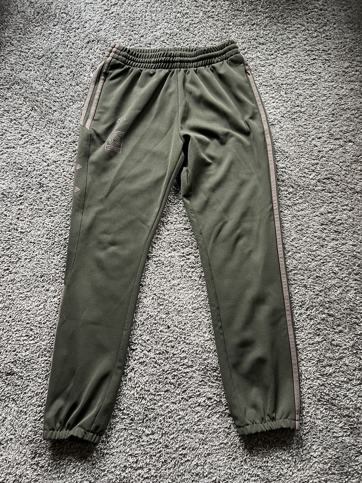 Adidas × Kanye West Adidas Yeezy Calabasas Sweatpants Joggers Core Mink Medium Size US 32 / EU 48 - 1 Thumbnail