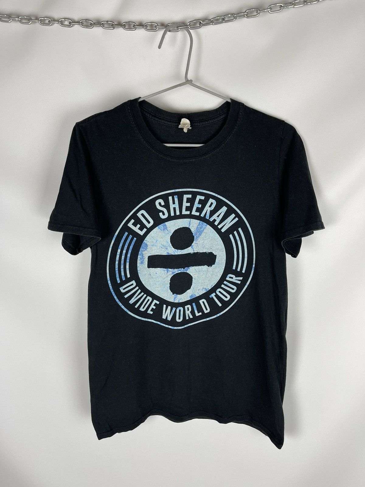Band Tees Gildan Ed Sheeran divided world tour band tee shirt Size US S / EU 44-46 / 1 - 1 Thumbnail