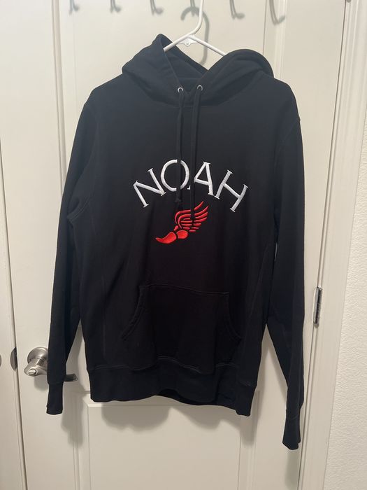 Noah winged cheap foot hoodie