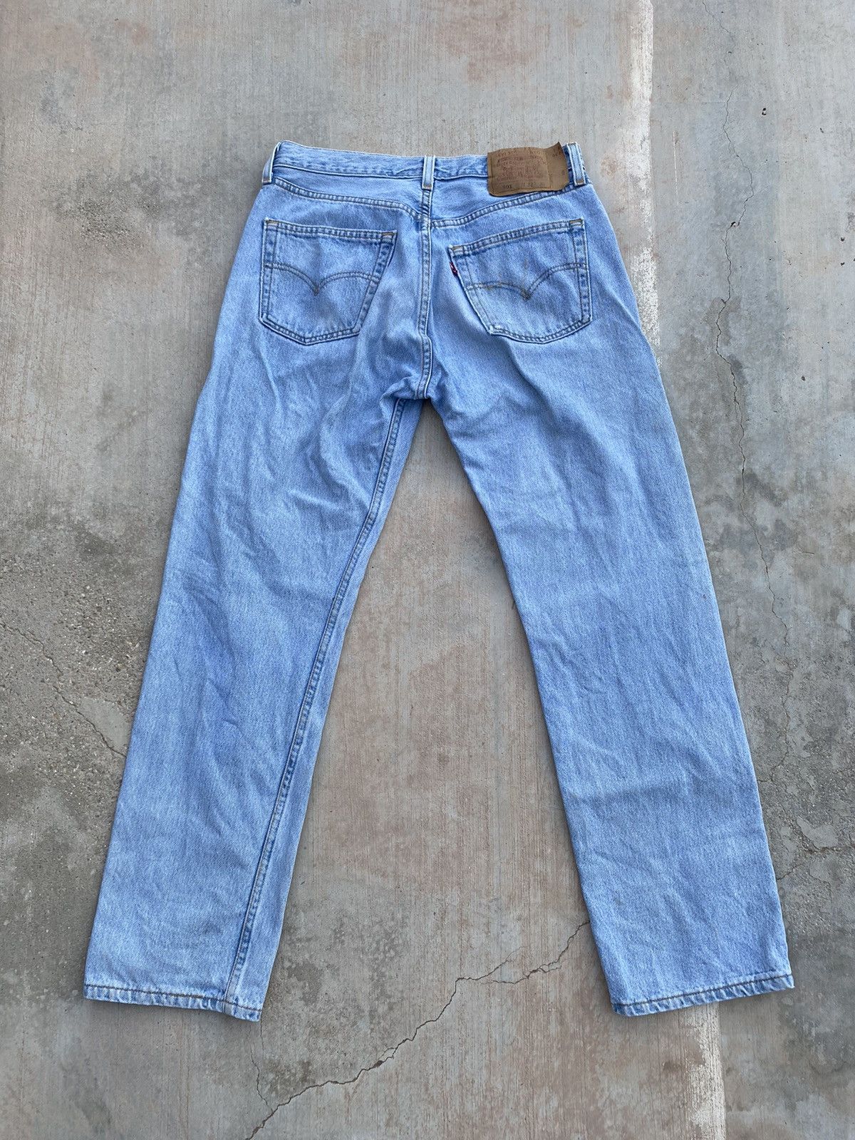 Levi's × Vintage Vintage 90’s Levi’s 501 Buttonfly Pants Size US 30 / EU 46 - 4 Thumbnail