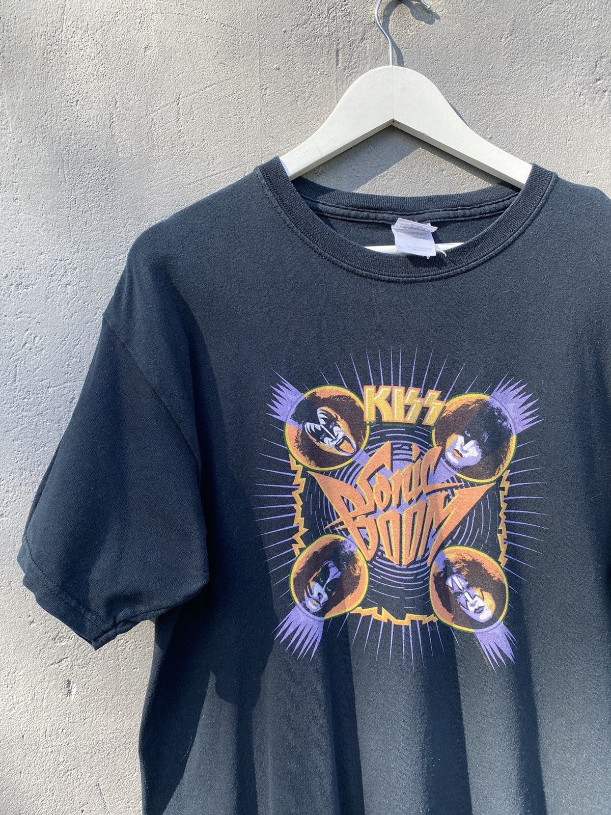 Band Tees Vintage KISS Sonic Boom Faded Band T Shirt Size US L / EU 52-54 / 3 - 2 Thumbnail