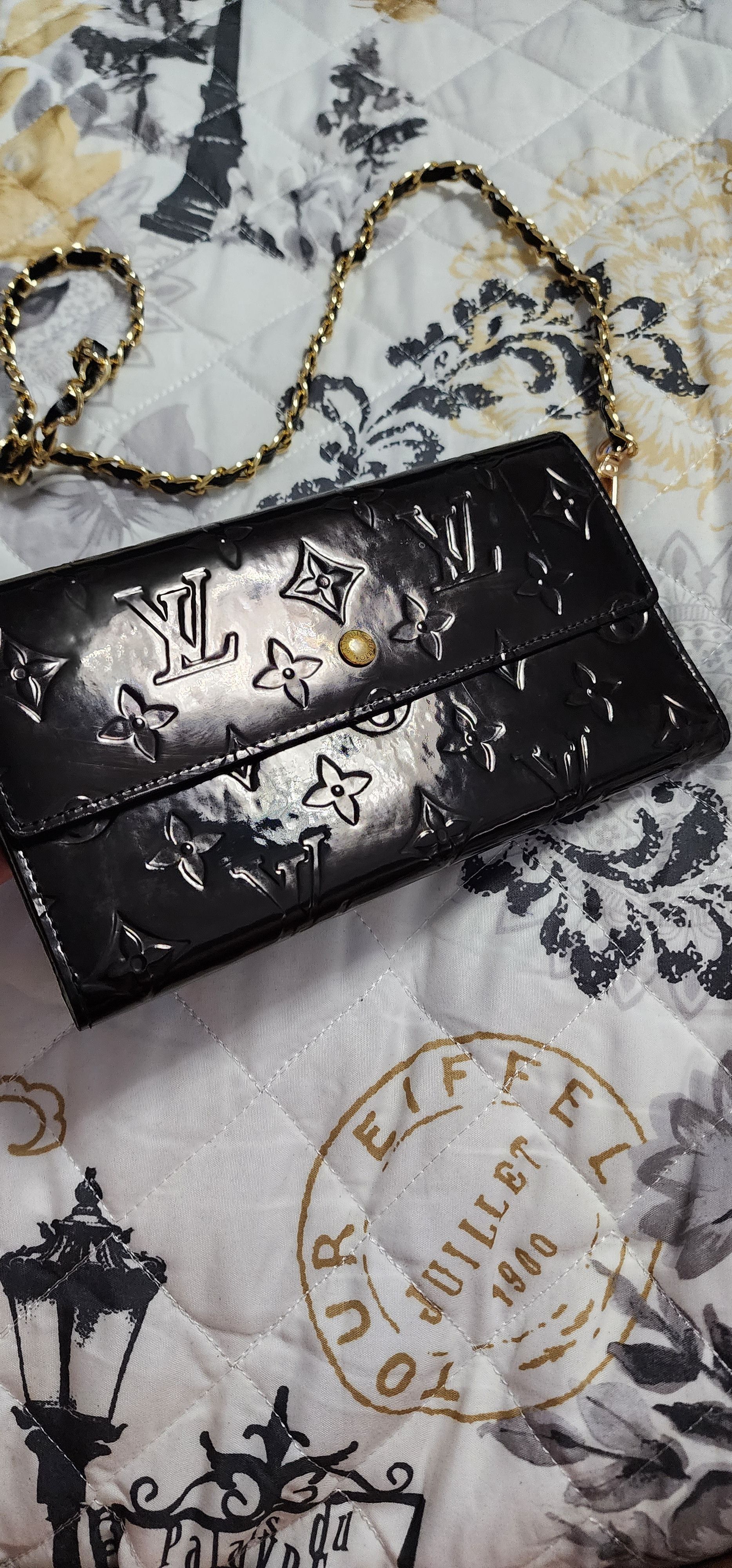 Louis Vuitton Vernis Leather International Wallet Size ONE SIZE - 4 Thumbnail