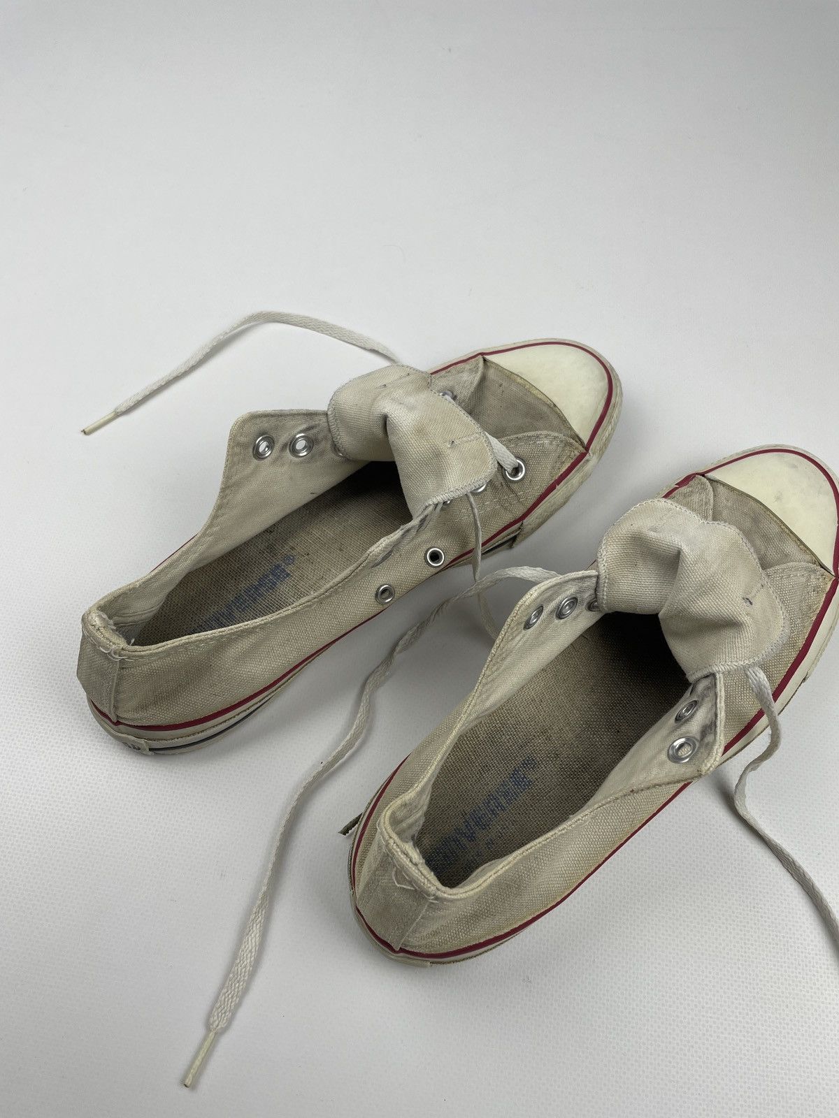 Vintage 80/90s Converse Made In USA Low Top Sneakers