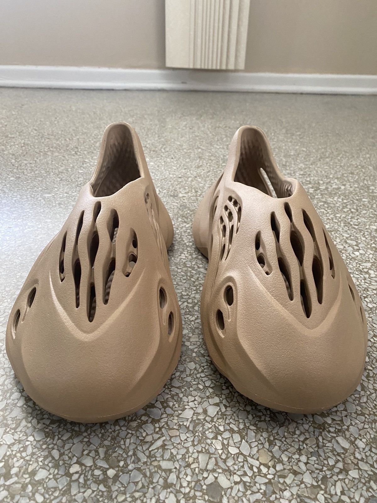 Adidas × Kanye West adidas Yeezy Foam RNNR - Ochre Size US 10 / EU 43 - 3 Thumbnail