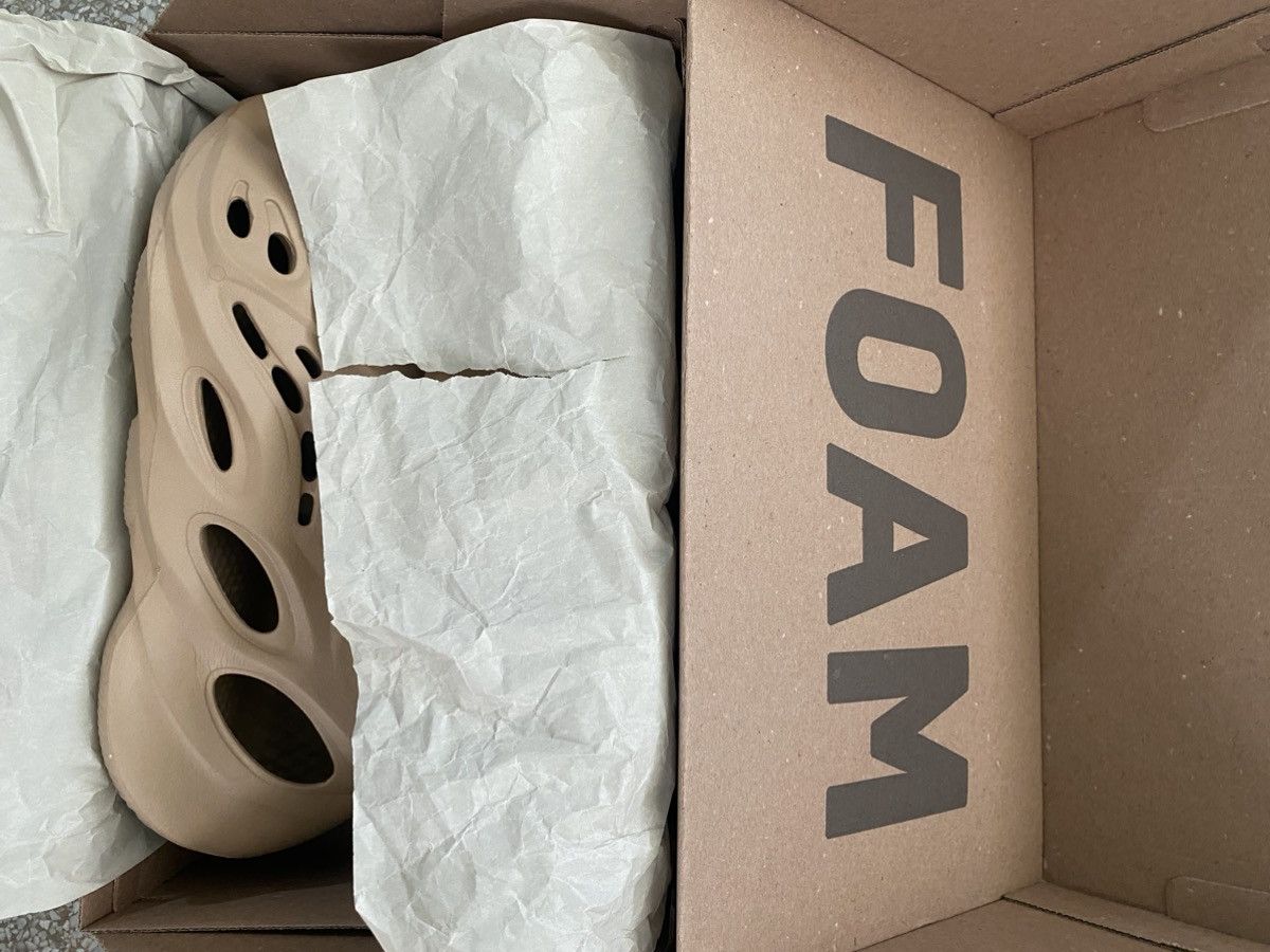 Adidas × Kanye West adidas Yeezy Foam RNNR - Ochre Size US 10 / EU 43 - 7 Thumbnail
