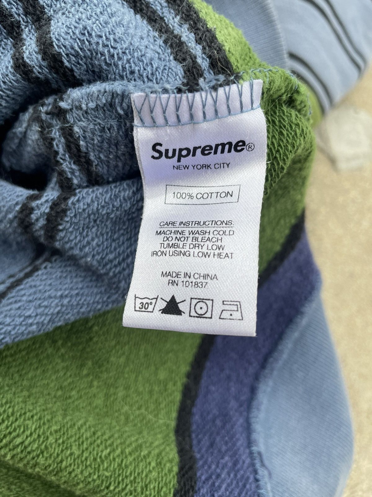 Supreme Supreme Striped Hoodie Size US M / EU 48-50 / 2 - 3 Thumbnail
