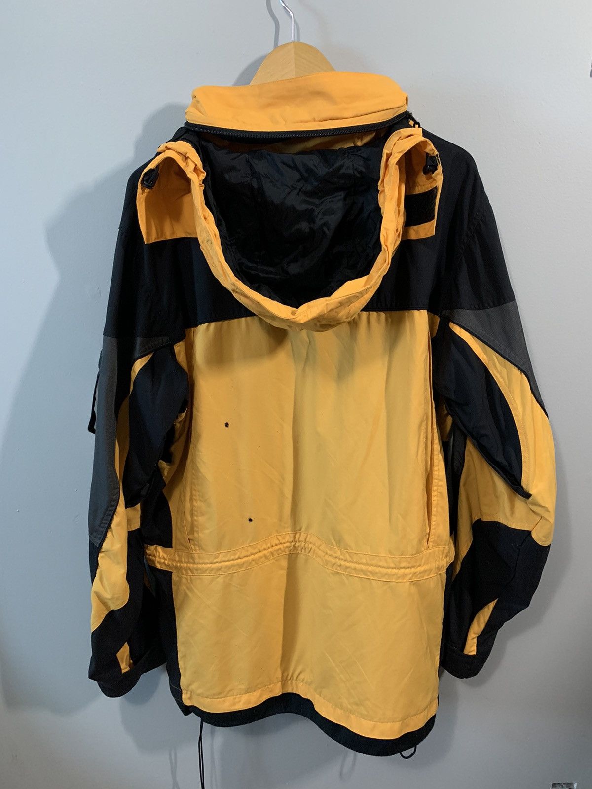 The North Face Vintage North Face Ski Jacket! Size US L / EU 52-54 / 3 - 4 Thumbnail