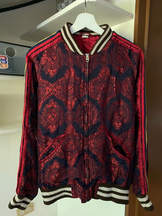 Gucci Baroque Jacquard Bomber Jacket In Bordeaux