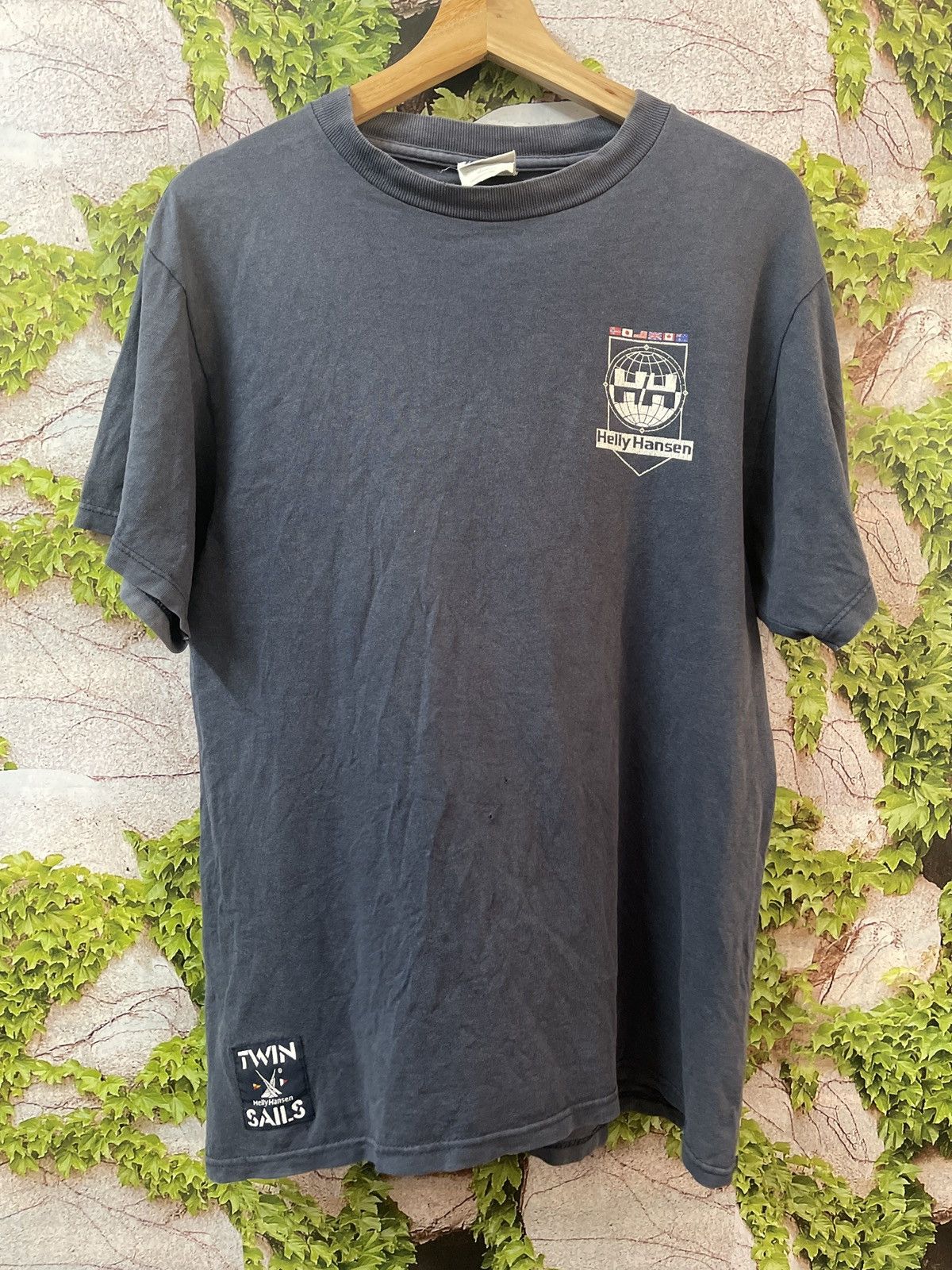 Helly Hansen VINTAGE HELLY HANSEN TWIM SAILS TEE VERY RARE Size US M / EU 48-50 / 2 - 3 Thumbnail