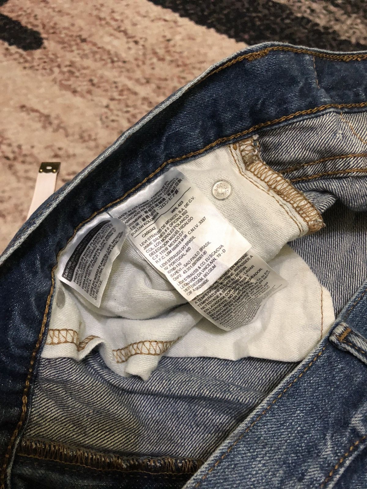 Levi's Distressed Levi’s 511 Jeans Size US 33 - 6 Thumbnail