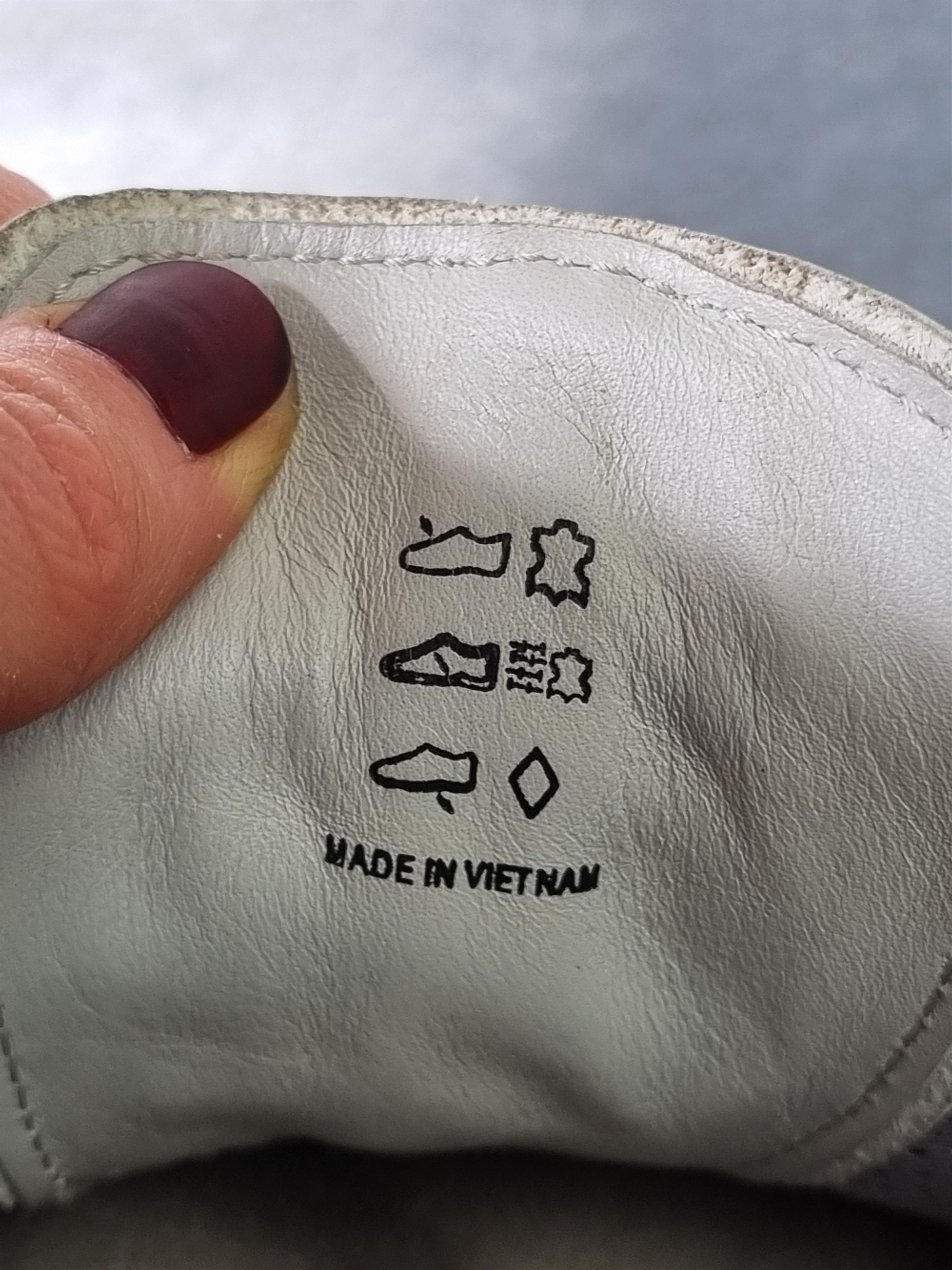 Prada 90s PRADA Vintage White Rare American Cup Size US 5 / EU 37 - 16 Thumbnail