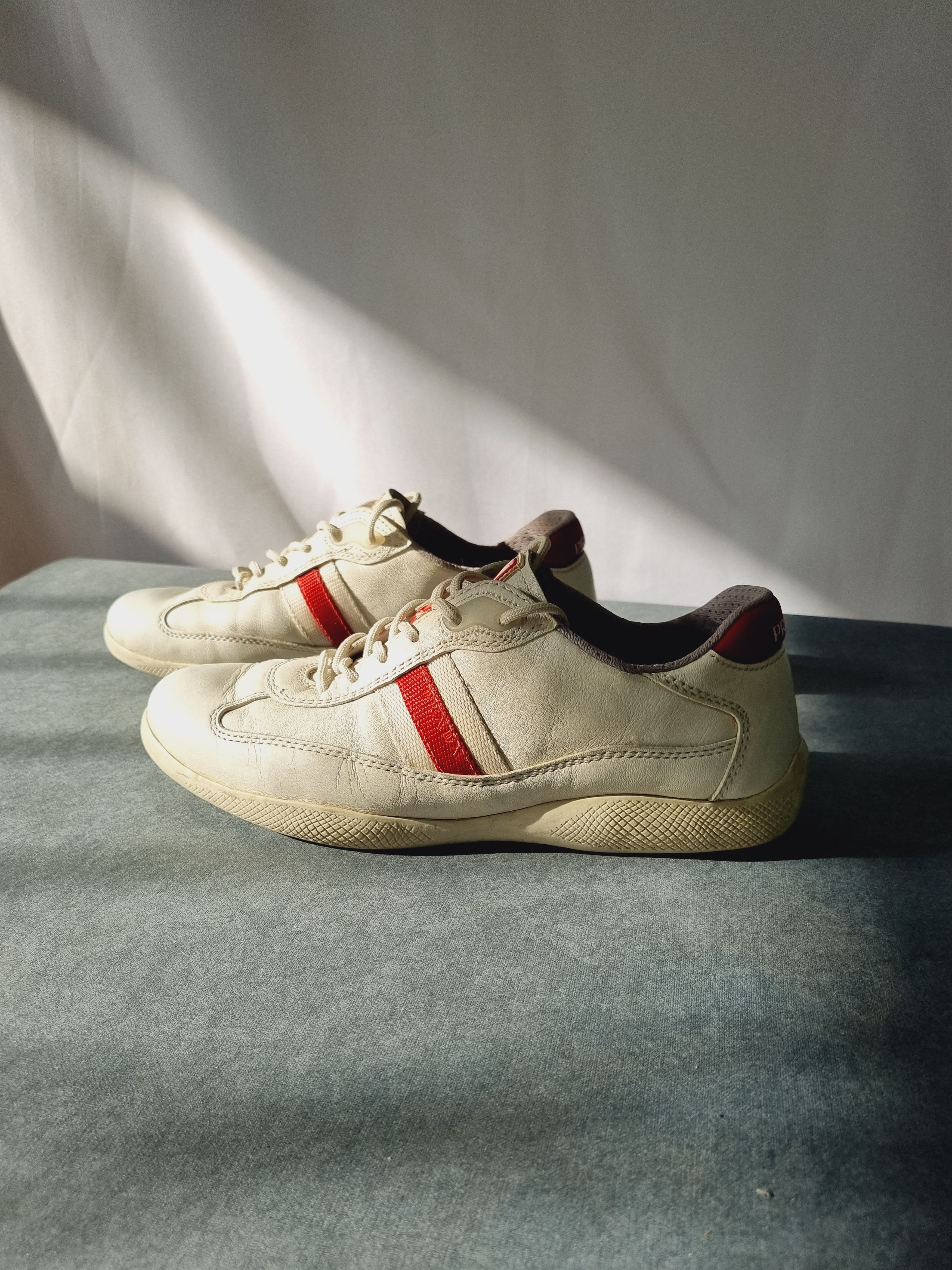 Prada 90s PRADA Vintage White Rare American Cup Size US 5 / EU 37 - 18 Thumbnail