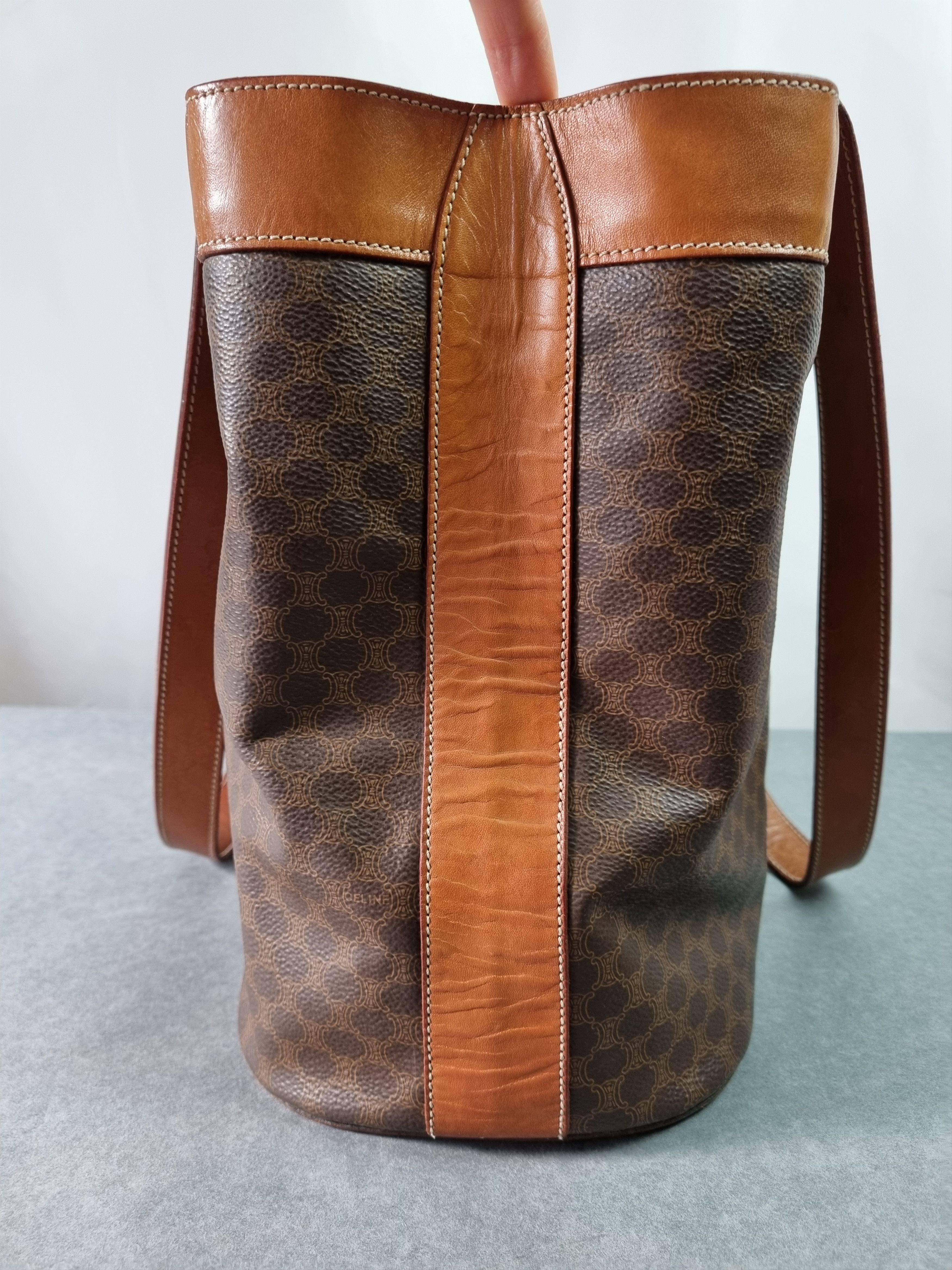 Celine × Leather Celine Leather Monogram Shoulder Bag Size ONE SIZE - 4 Thumbnail