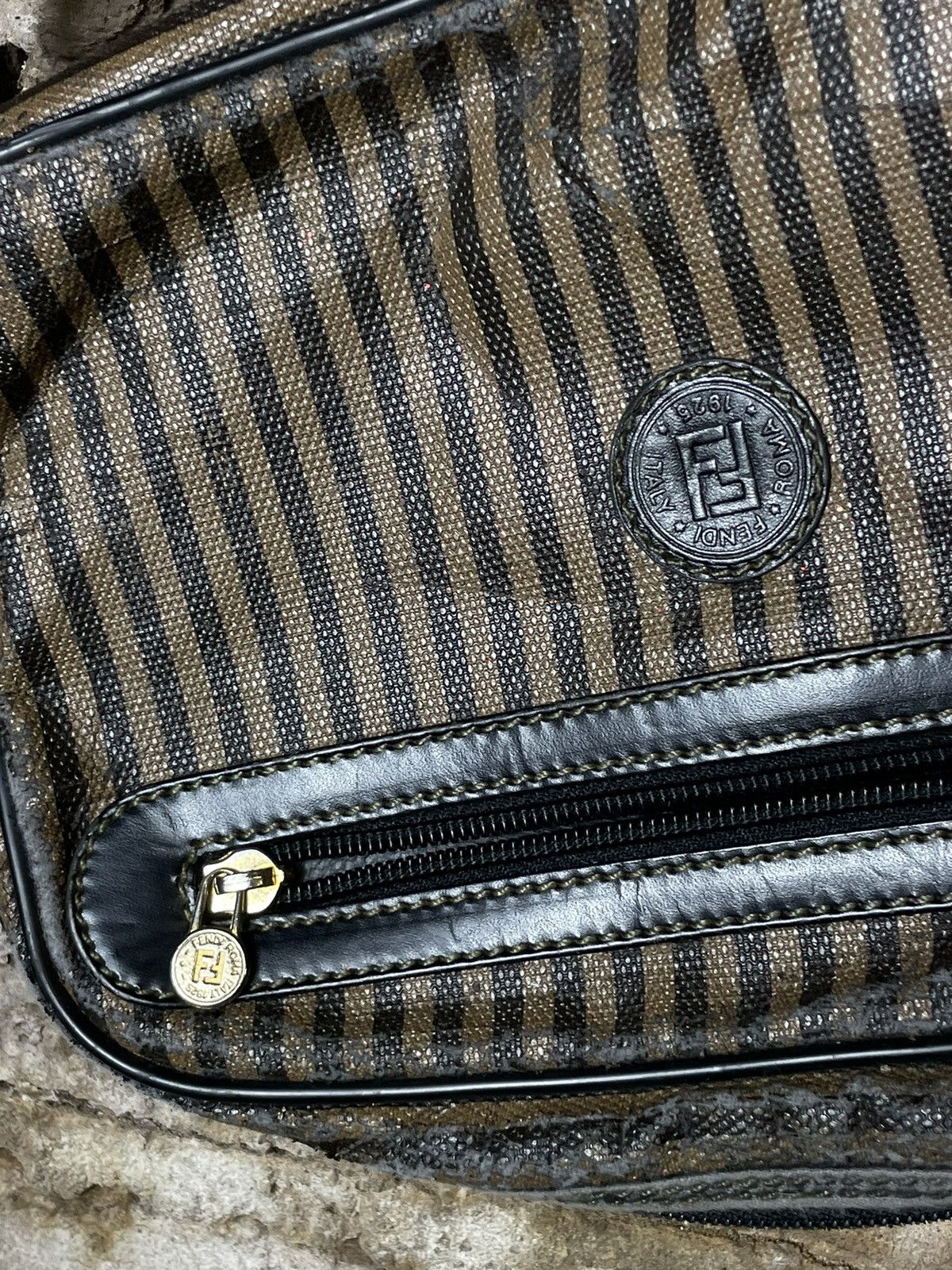 Fendi × Vintage Vintage Fendi Monogram Shoulder bag Size ONE SIZE - 6 Thumbnail