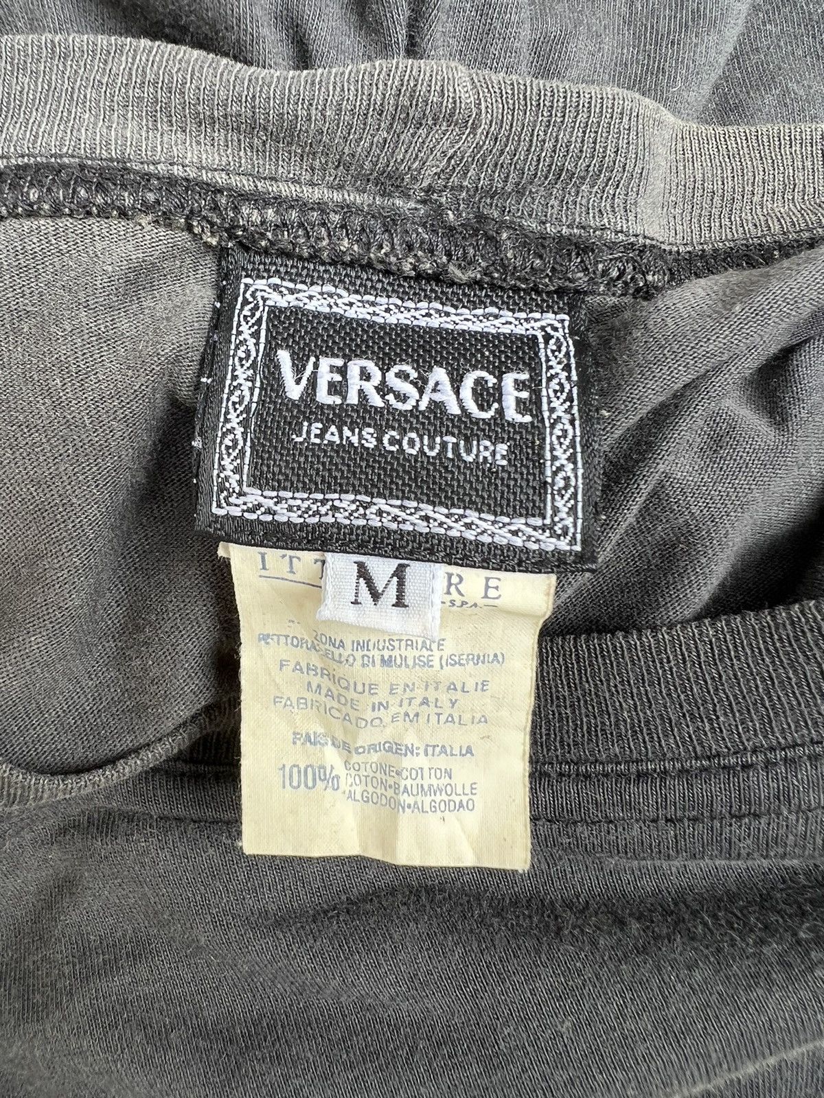 Versace Jeans Couture × Vintage Vintage Versace Medusa Head Faded Black Nicely Trashed tee Size US M / EU 48-50 / 2 - 16 Thumbnail