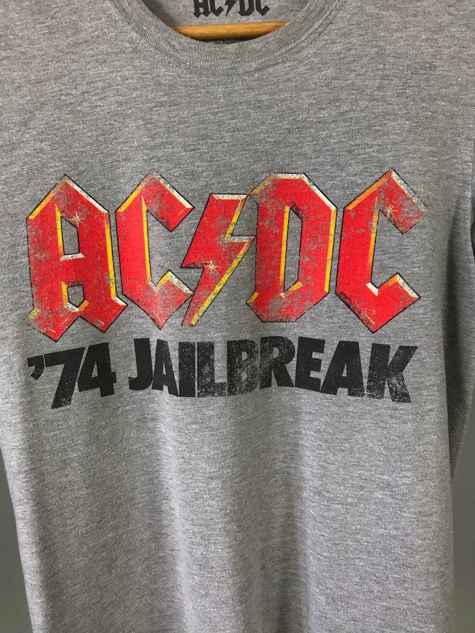 Band Tees AC/DC vintage rock band tee Size US M / EU 48-50 / 2 - 3 Thumbnail