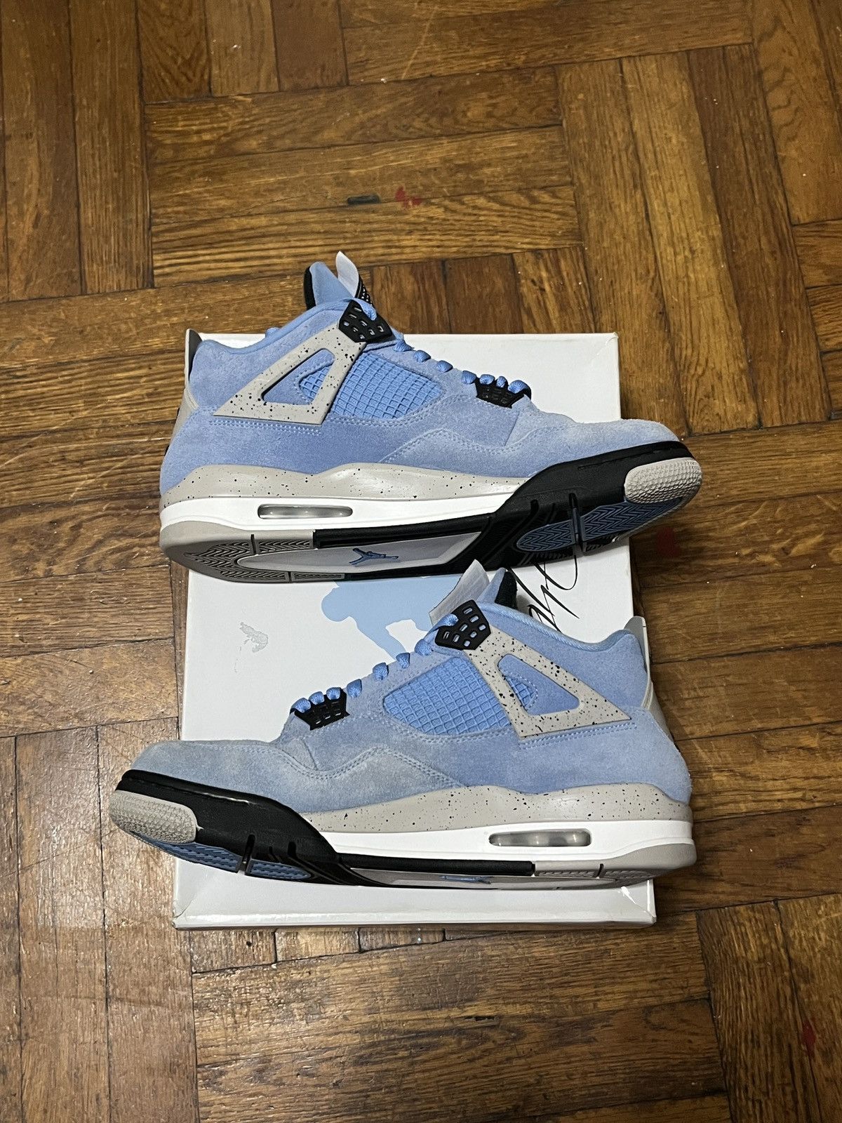 Air Jordan Retro University Blue Size 12 Used