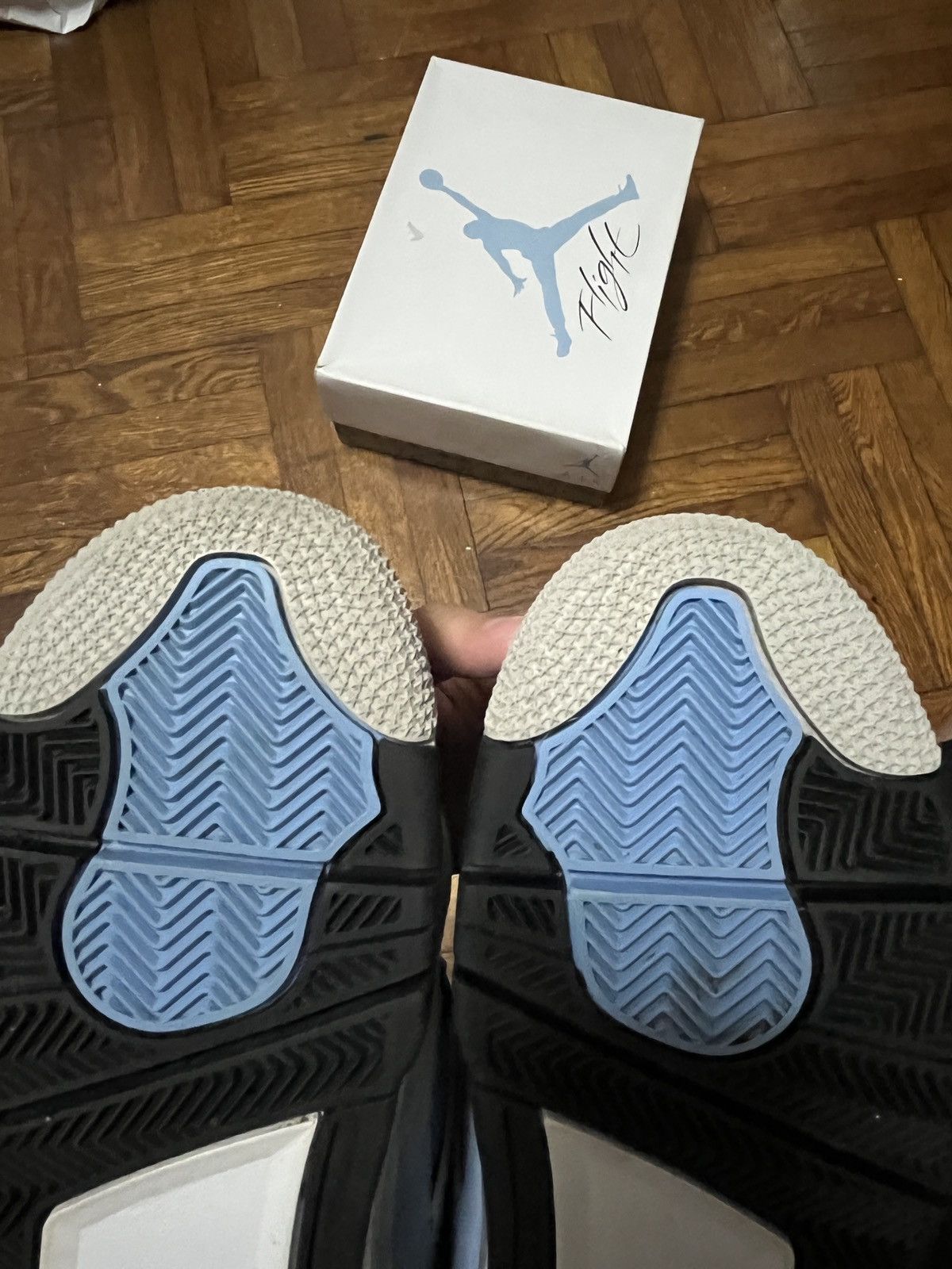 Jordan Brand × Nike Air Jordan 4 Retro University Blue Size 12 Used Size US 12 / EU 45 - 4 Thumbnail