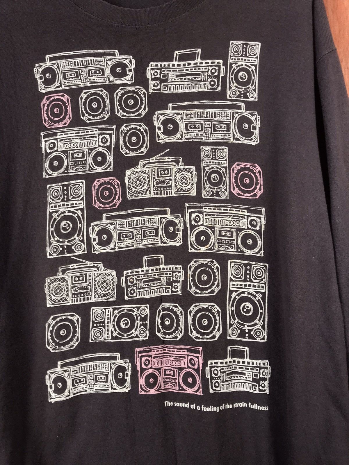 Vintage Original Graphic Radio Long Sleeve T-Shirt #2230 Size US L / EU 52-54 / 3 - 2 Thumbnail