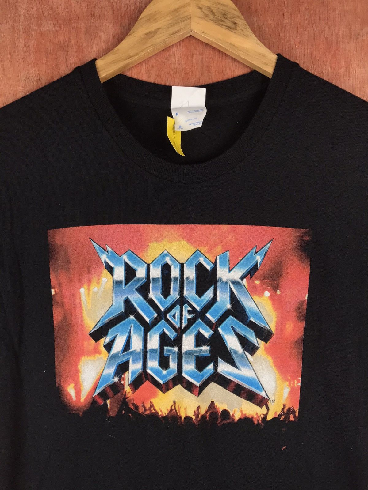 Band Tees Rock Of Ages Tour Short Sleeve T-Shirt #2247 Size US S / EU 44-46 / 1 - 2 Thumbnail