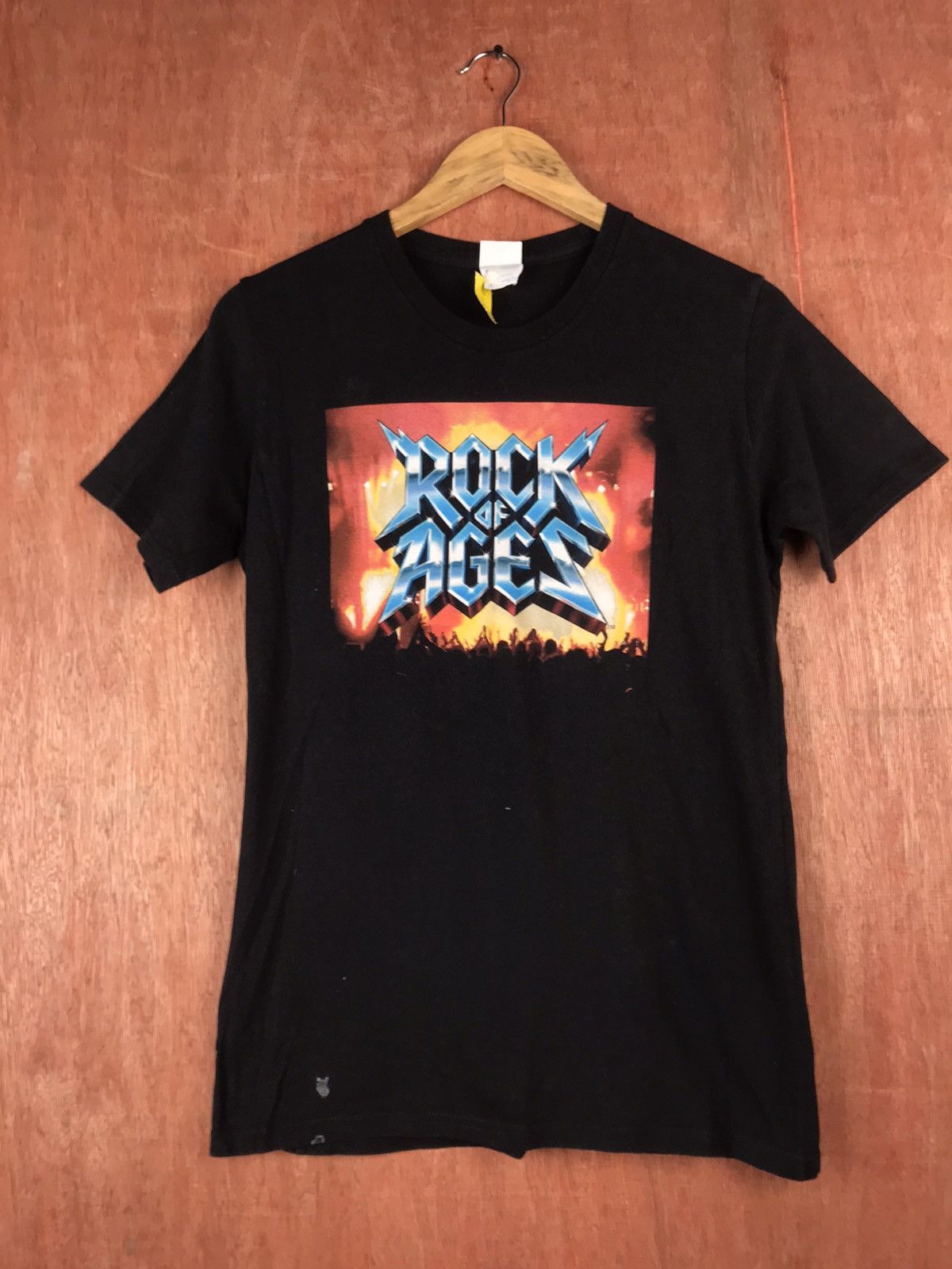 Band Tees Rock Of Ages Tour Short Sleeve T-Shirt #2247 Size US S / EU 44-46 / 1 - 1 Thumbnail