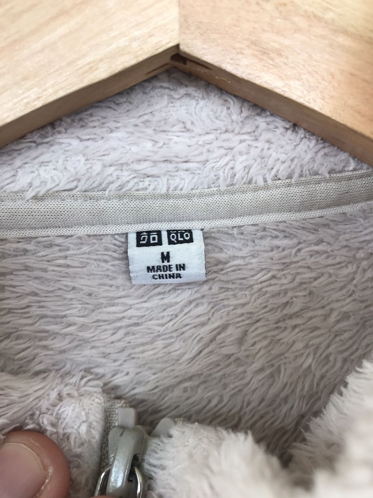 Uniqlo Uniqlo Fleece Zipper Jacket Size M / US 6-8 / IT 42-44 - 4 Thumbnail