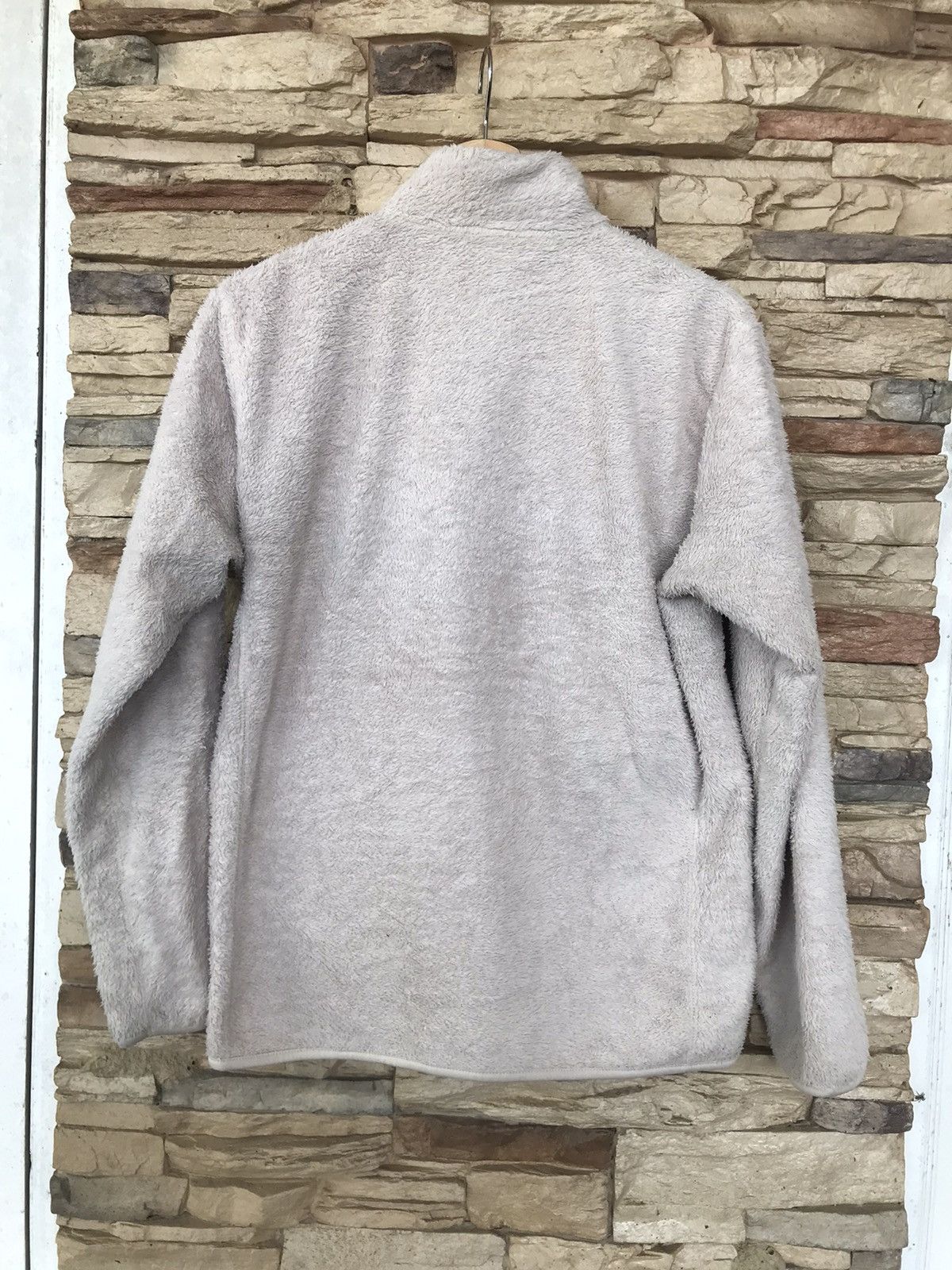 Uniqlo Uniqlo Fleece Zipper Jacket Size M / US 6-8 / IT 42-44 - 2 Thumbnail