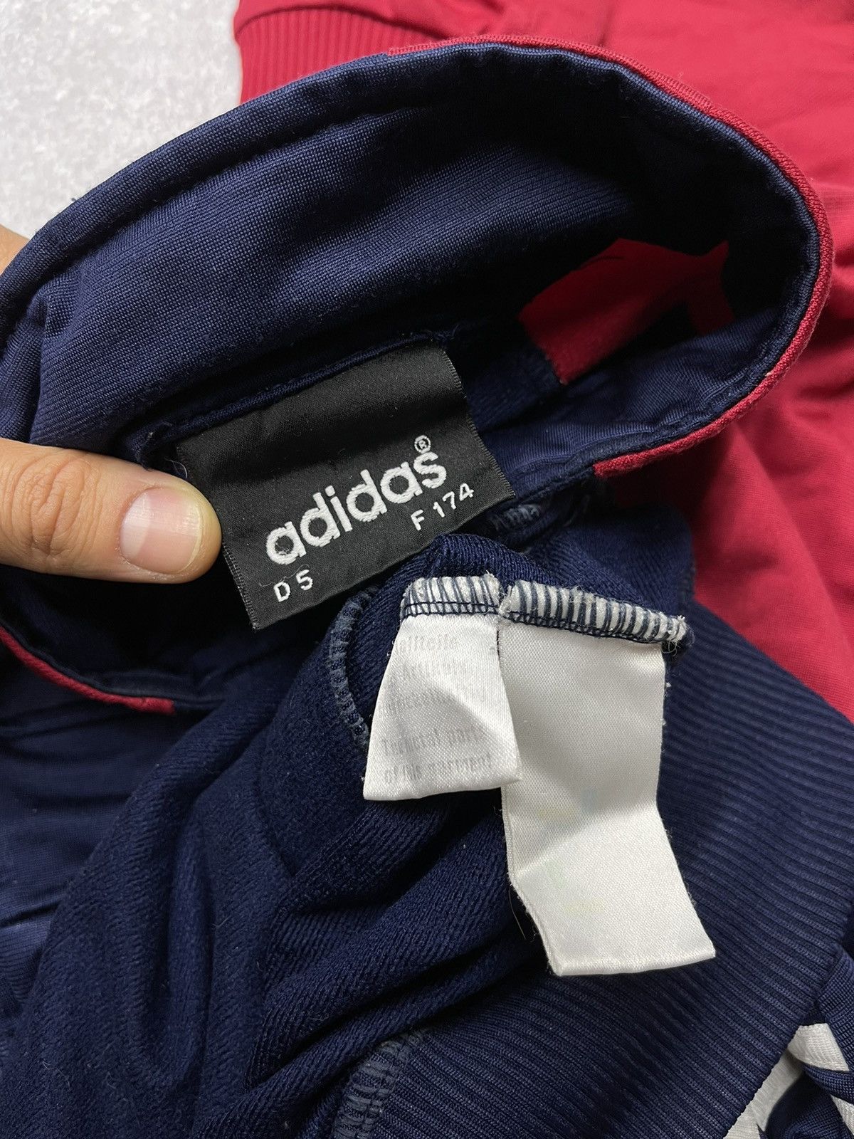 Adidas Rare Adidas Vintage Track Jacket Y2K size m Size US M / EU 48-50 / 2 - 10 Thumbnail