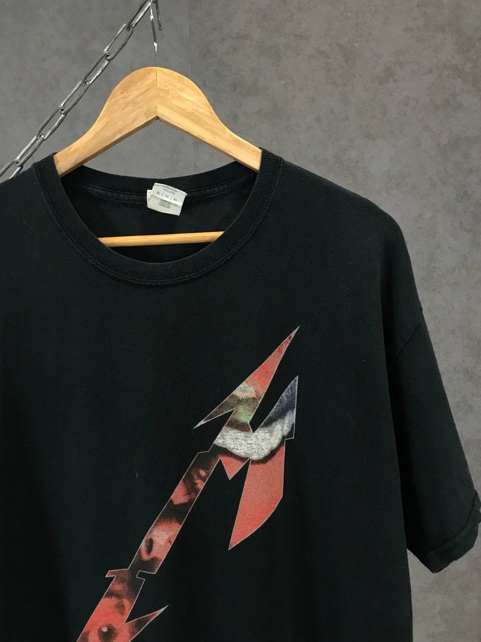 Band Tees Metallica vintage rock overprinted band tee Size US XL / EU 56 / 4 - 3 Thumbnail