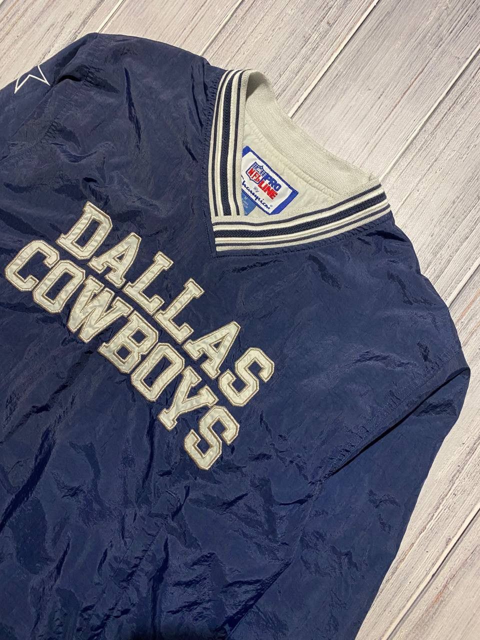 Champion Vintage Champion Dallas Cowboys NFL Windbreaker Jacket 90s Size US M / EU 48-50 / 2 - 2 Thumbnail
