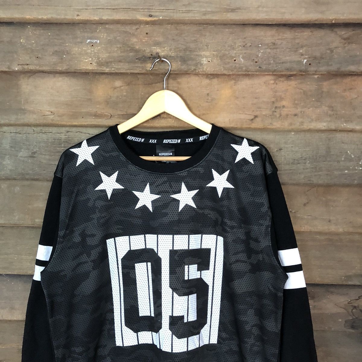 Japanese Brand × Vintage Repezen Black star sweater Sweatshirt #4740 Size US M / EU 48-50 / 2 - 2 Thumbnail