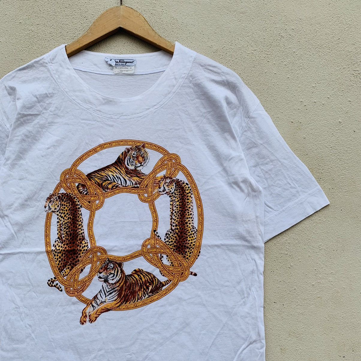 Salvatore Ferragamo × Vintage Vintage SALVATORE FERRAGAMO ITALY TIGER DESIGN T-shirt Size US S / EU 44-46 / 1 - 3 Thumbnail
