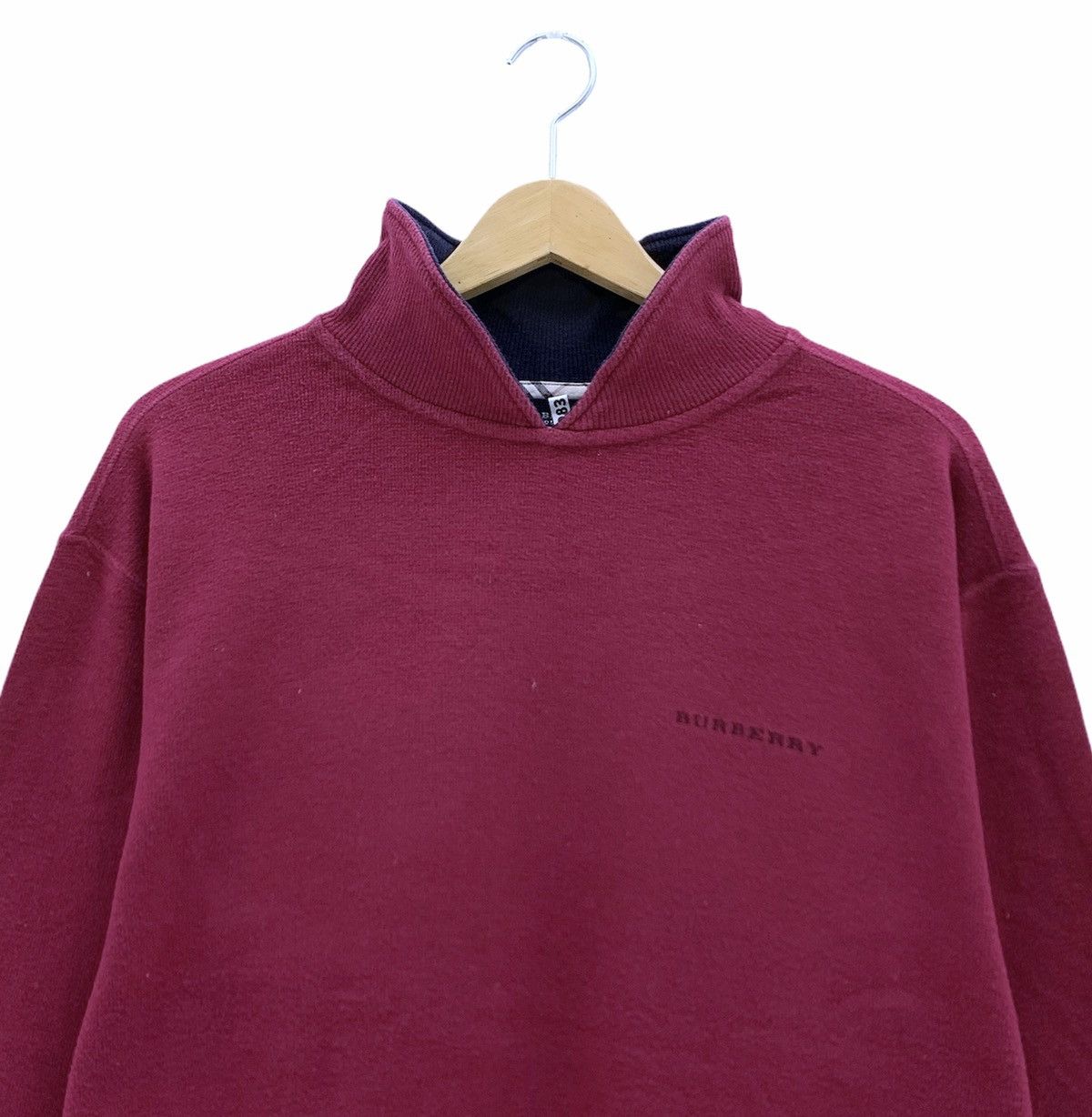Burberry Nice! Burberry Golf Small Spell Out Turtleneck Sweatshirt Size M / US 6-8 / IT 42-44 - 4 Thumbnail