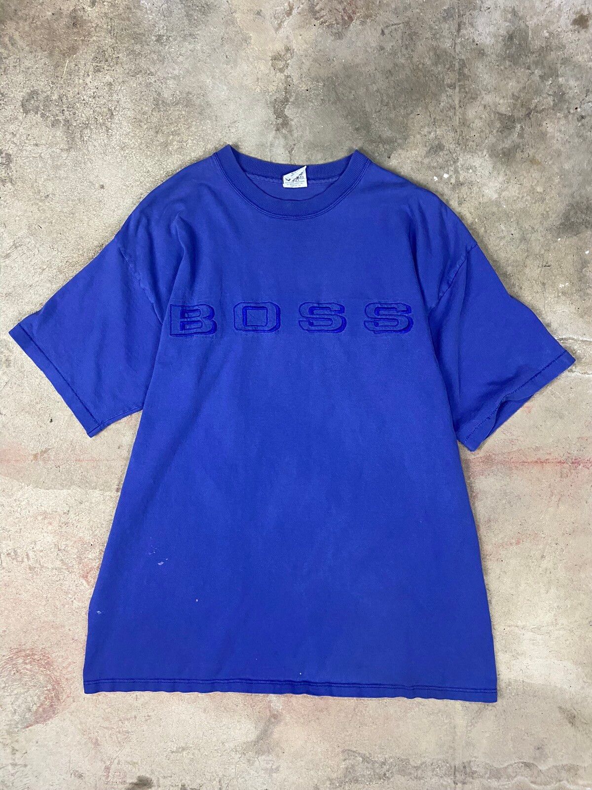 Vintage Vintage boss embroidered lightly faded script t shirt Size US XL / EU 56 / 4 - 1 Preview