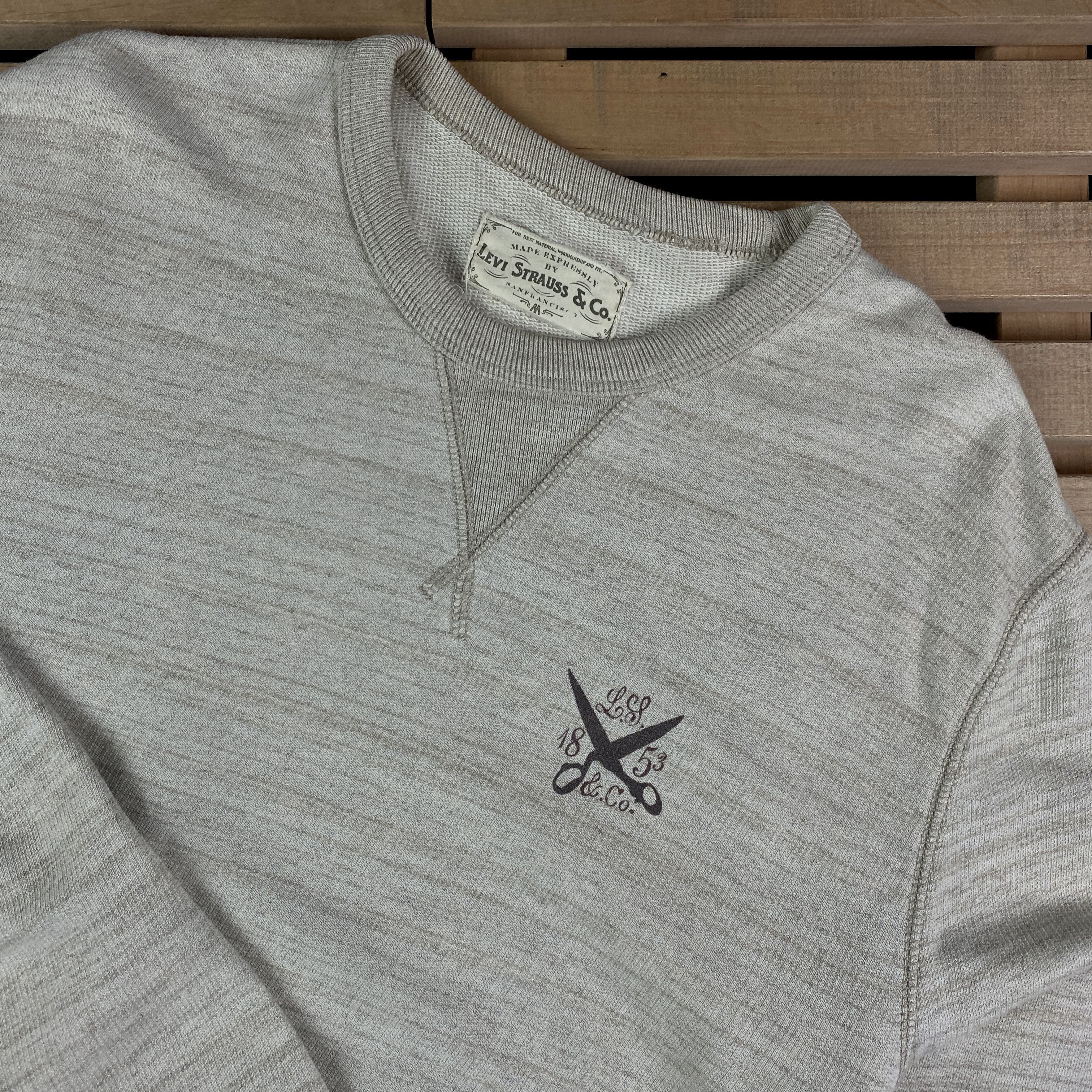 Levi's × Levi's Vintage Clothing × Vintage Mens Sweatshirt Long Sleeve Levi’s Vintage Size M Size US M / EU 48-50 / 2 - 2 Thumbnail