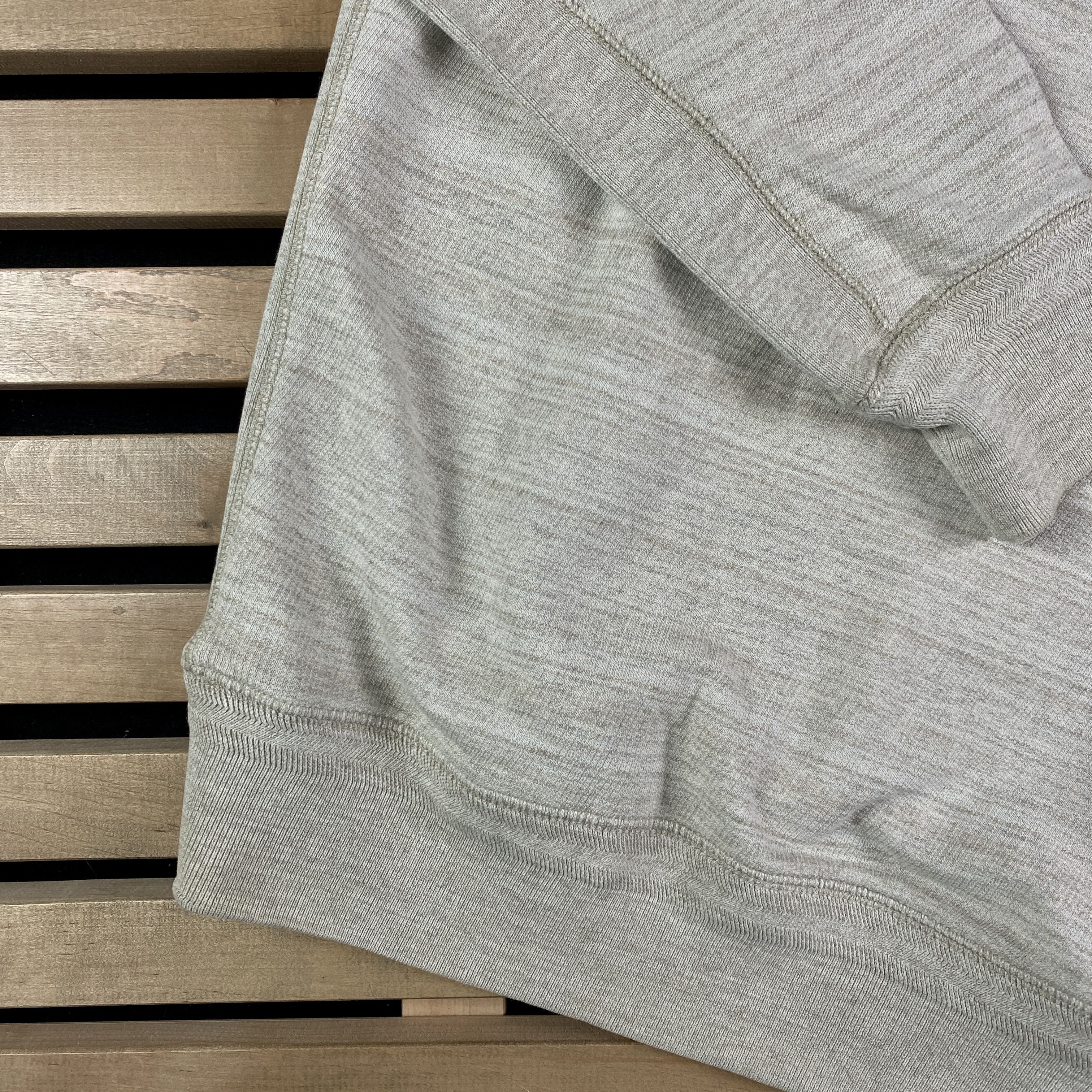 Levi's × Levi's Vintage Clothing × Vintage Mens Sweatshirt Long Sleeve Levi’s Vintage Size M Size US M / EU 48-50 / 2 - 3 Thumbnail
